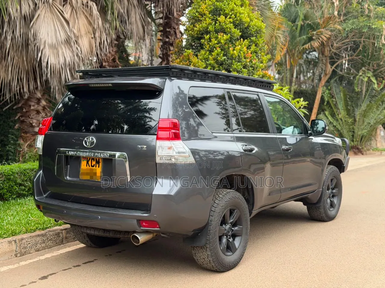 Toyota Land Cruiser Prado 2010 Gray
