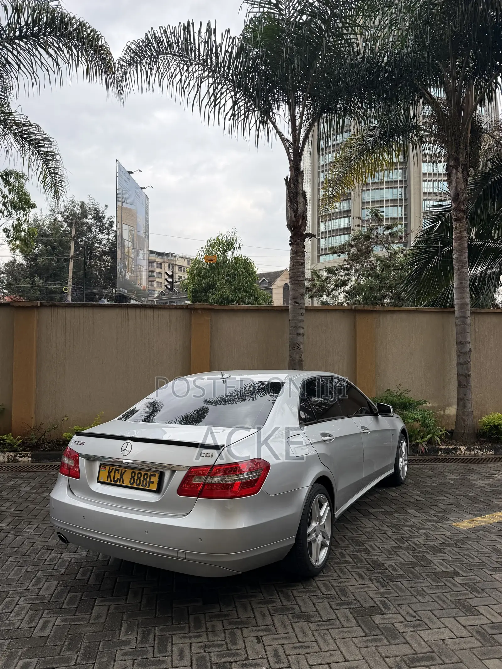 Mercedes-Benz E250 2010 Silver