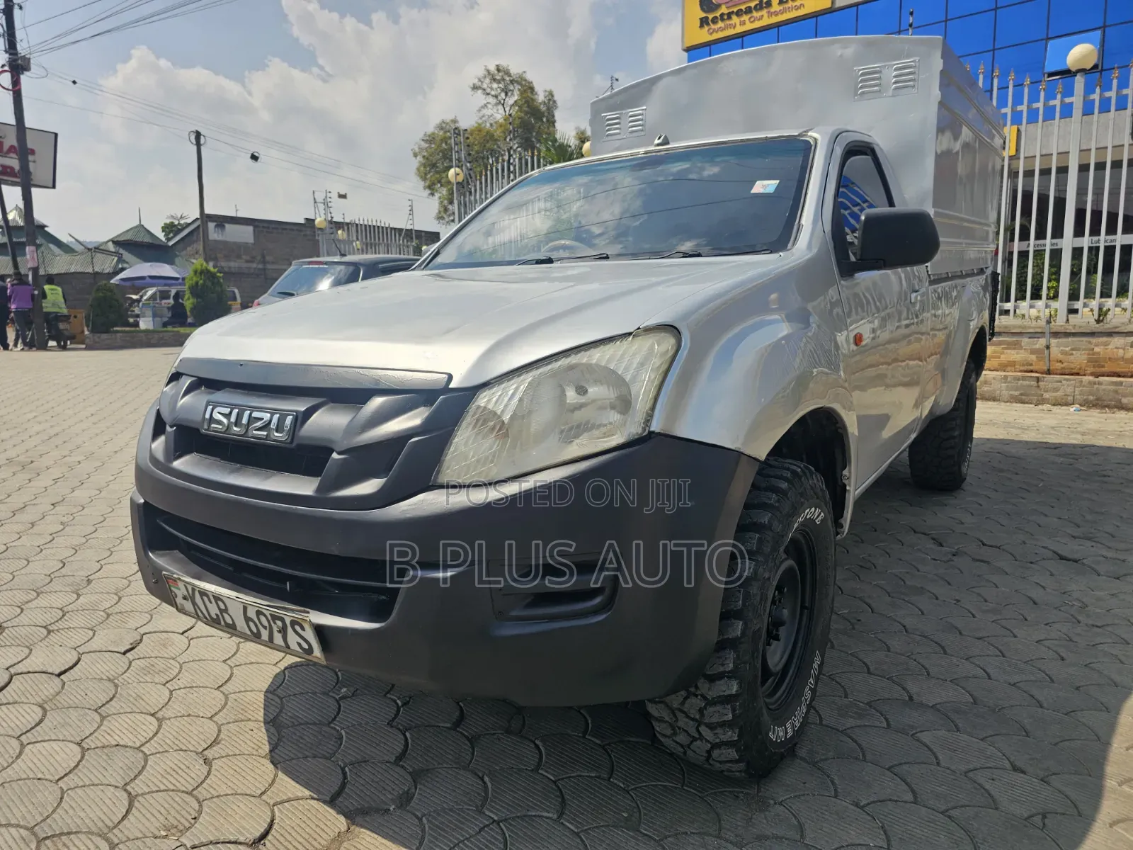 Isuzu D-MAX 2014 Silver