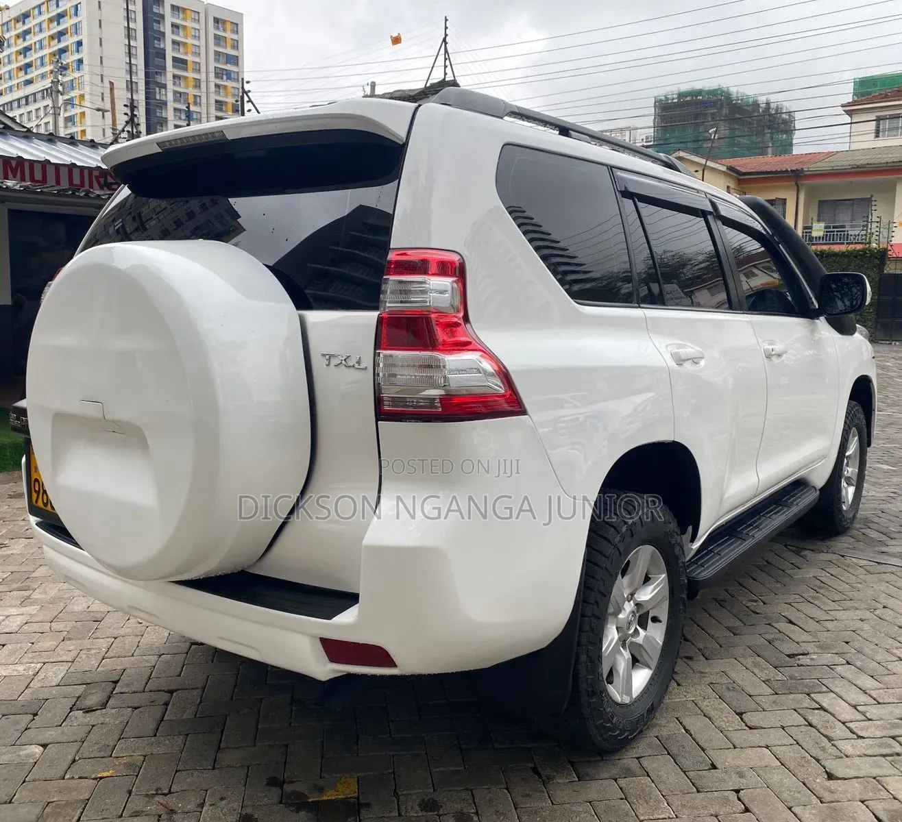 Toyota Land Cruiser Prado 2017 White