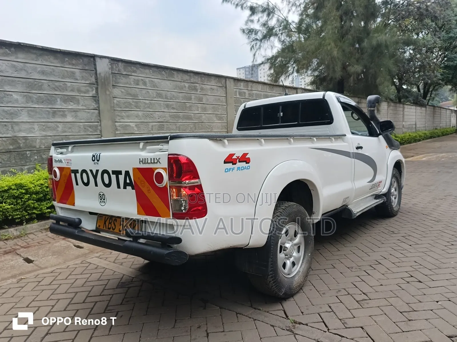 Toyota Hilux 2012 White