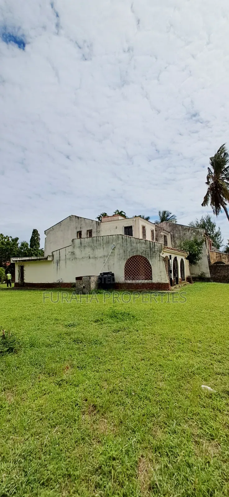 4bdrm Mansion in Nyali for sale