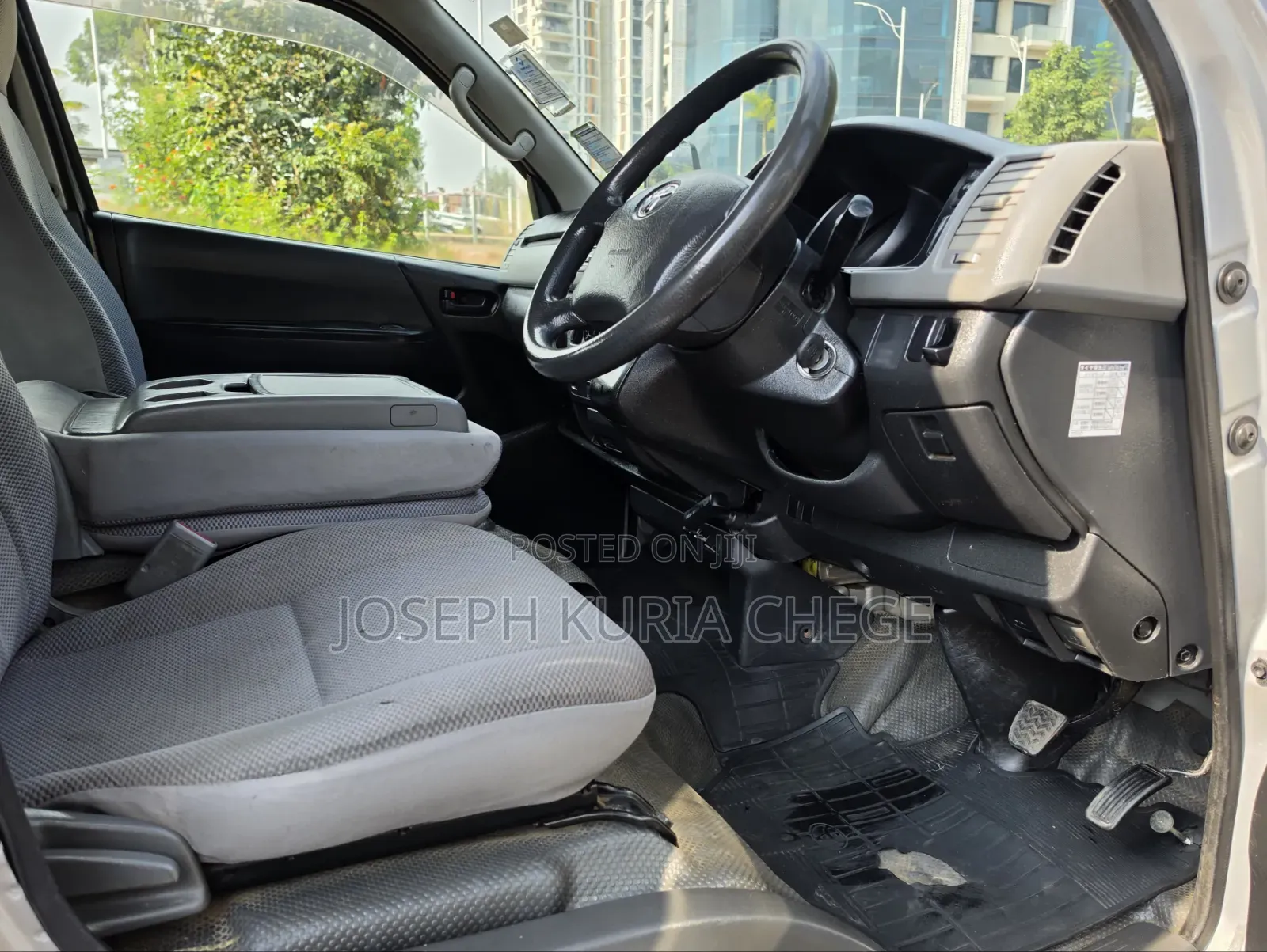 Toyota HiAce 2008 Silver