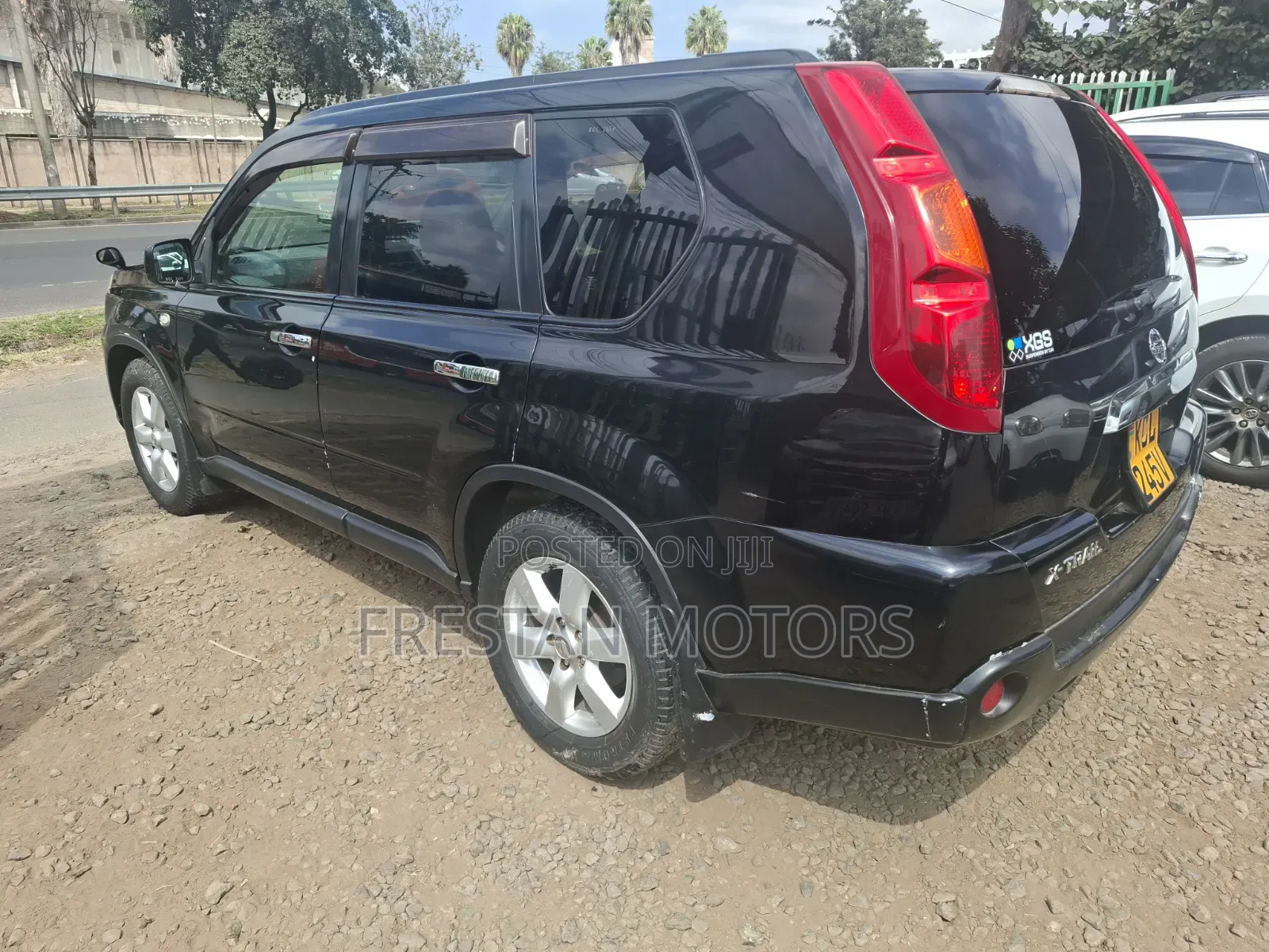 Nissan X-Trail 2010 Black