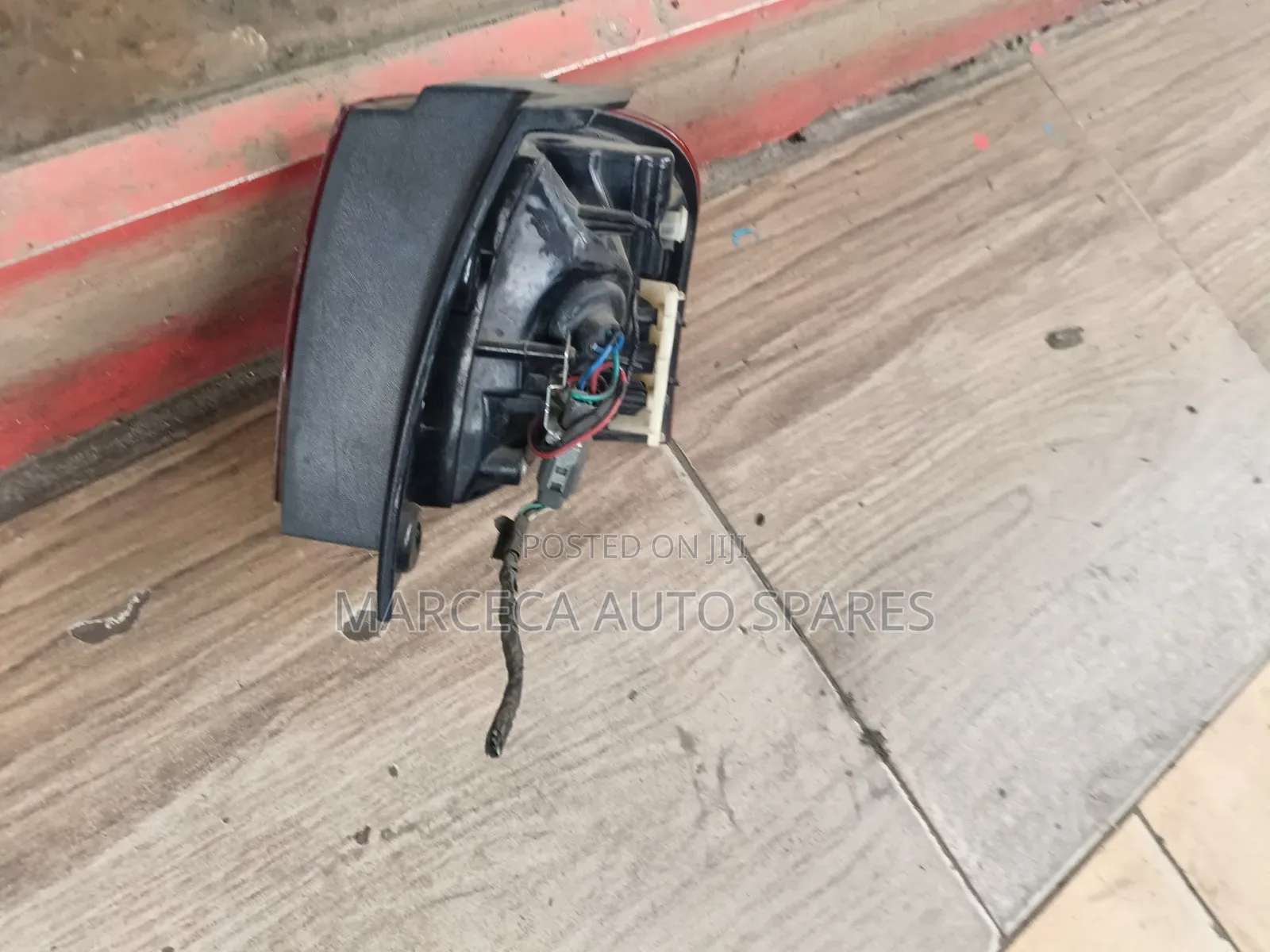 Tailight Honda Escape L