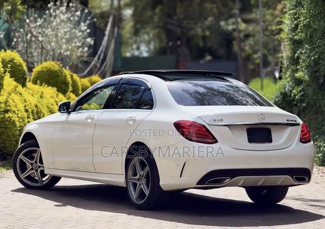 Mercedes-Benz C200 2018 White
