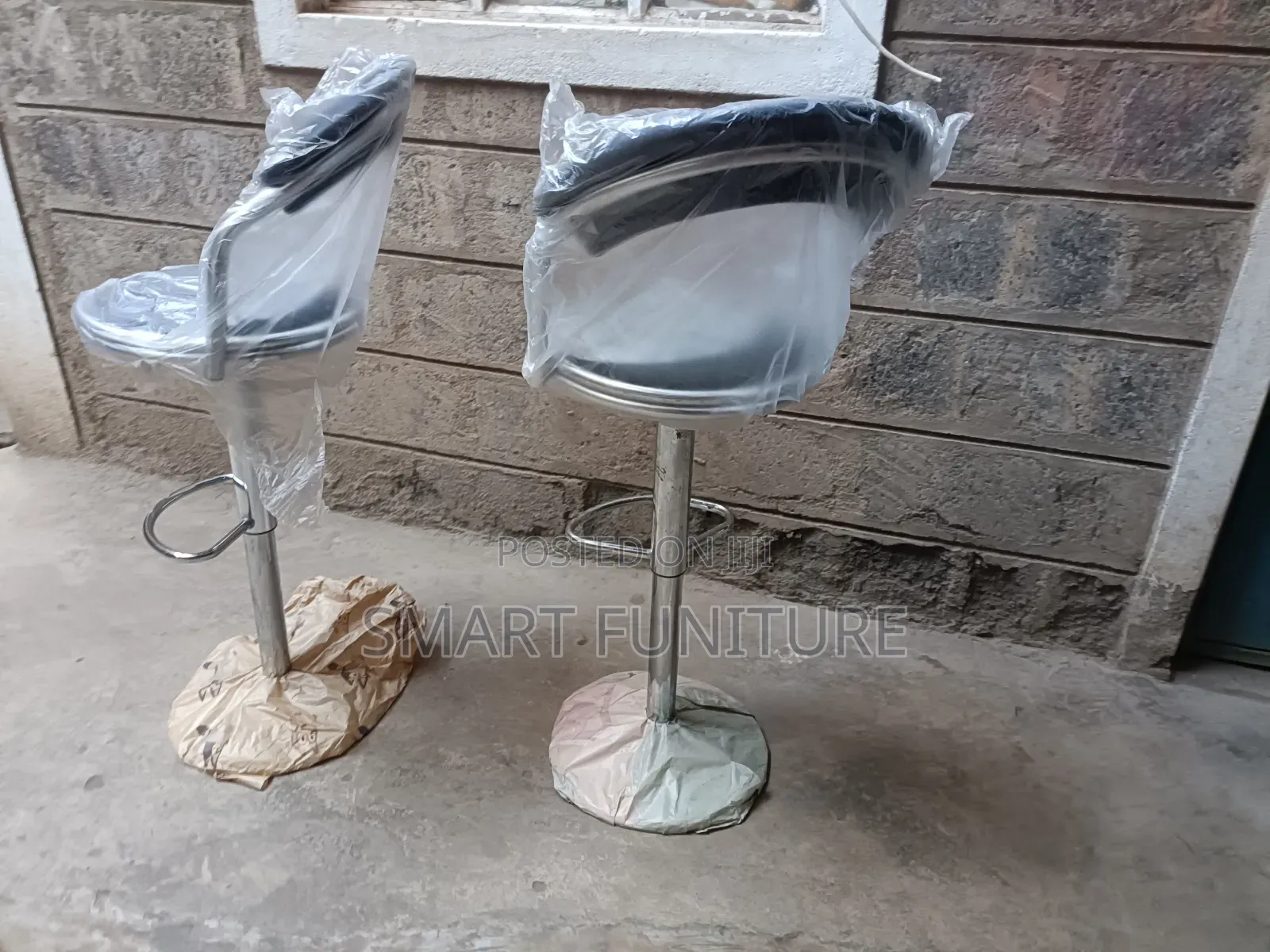 SWIVEL Bar Stools SWIVEL Bar Stools