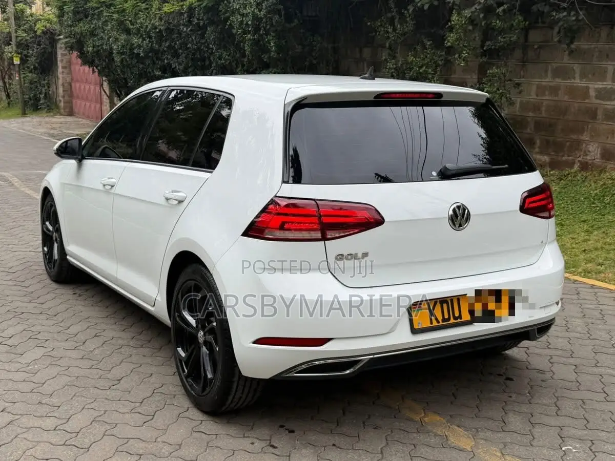 Volkswagen Golf 2018 White