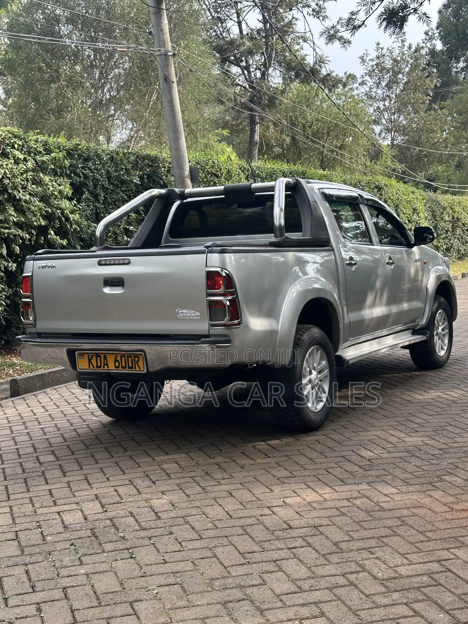 Toyota Hilux 3.0 D-4D 4x4 2013 Silver