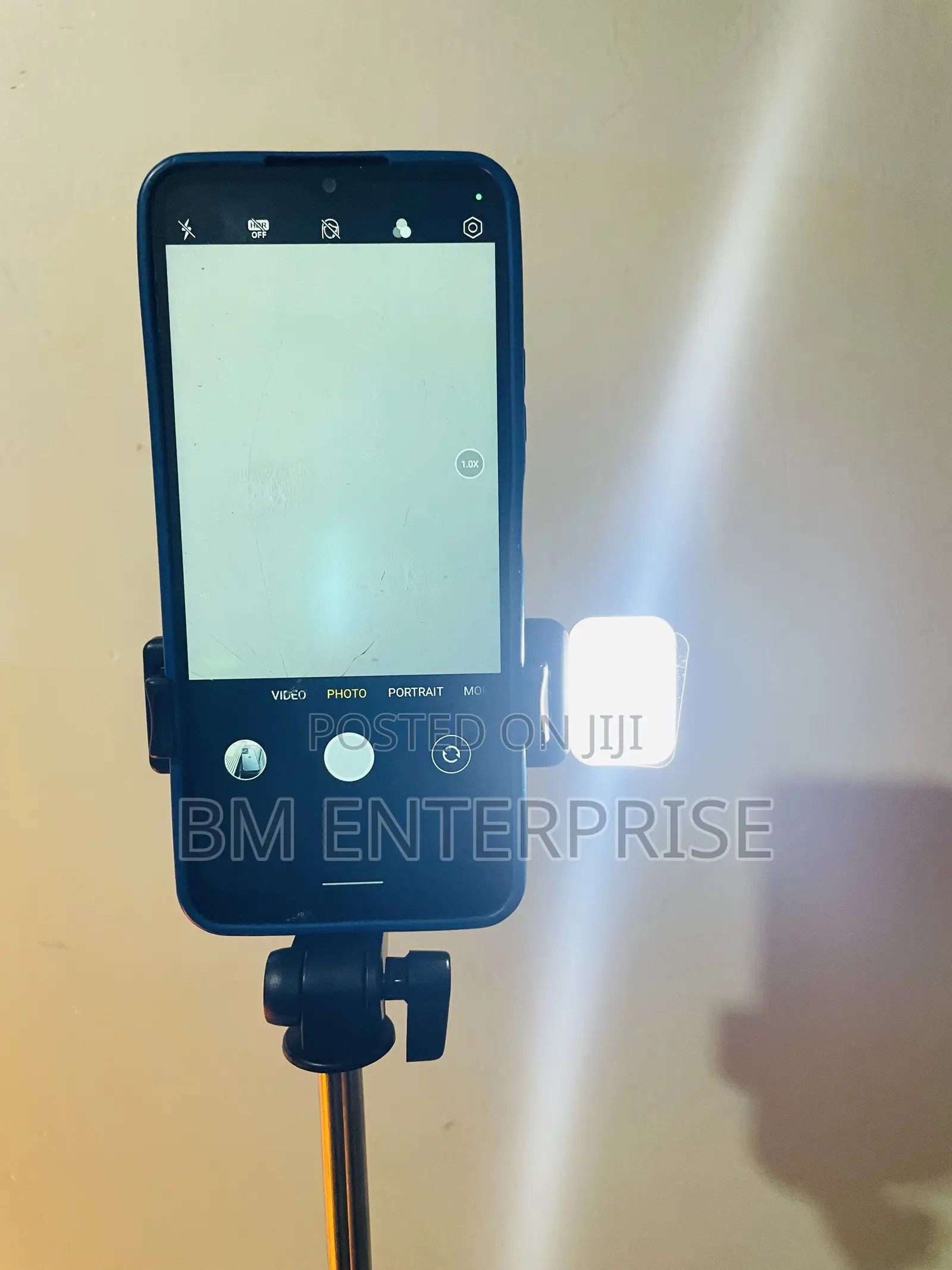 Best Quality Selfie Stick With Led Light