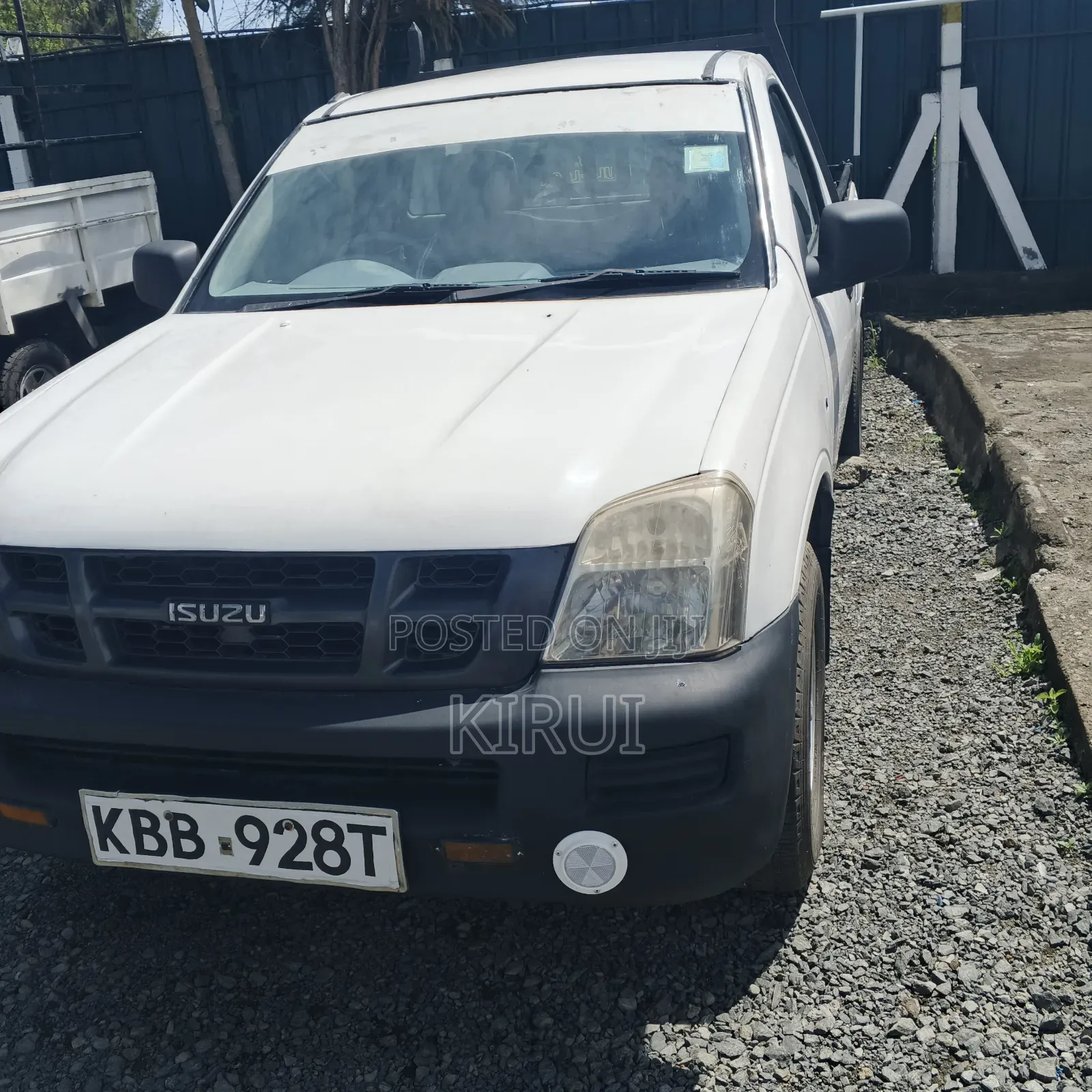 Isuzu D-MAX 2006 White