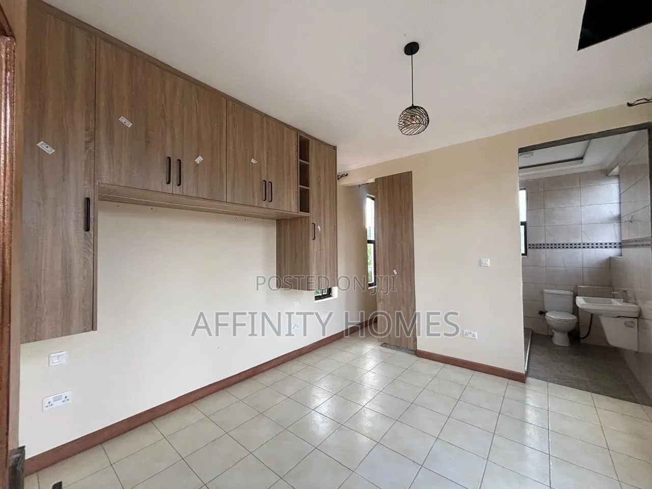 4bdrm House in Migaa, Riabai for rent