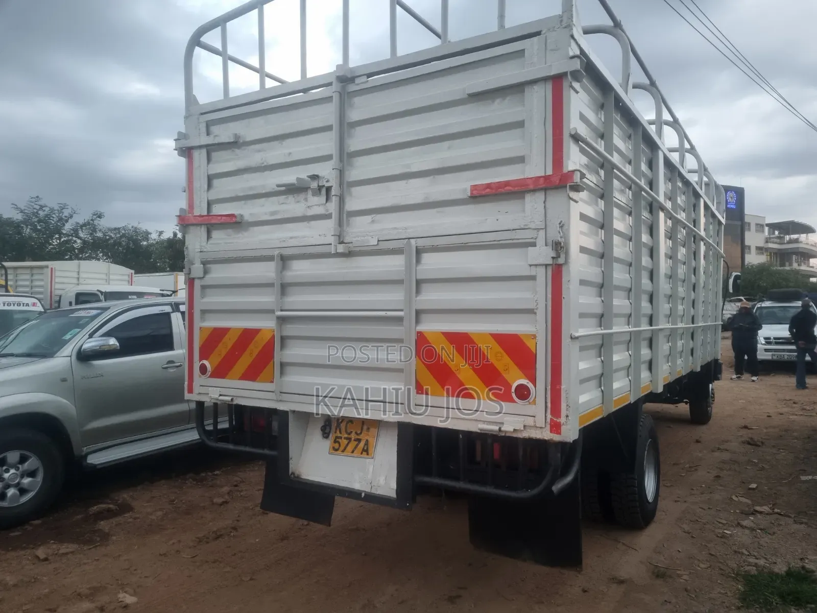 Isuzu FRR Truck