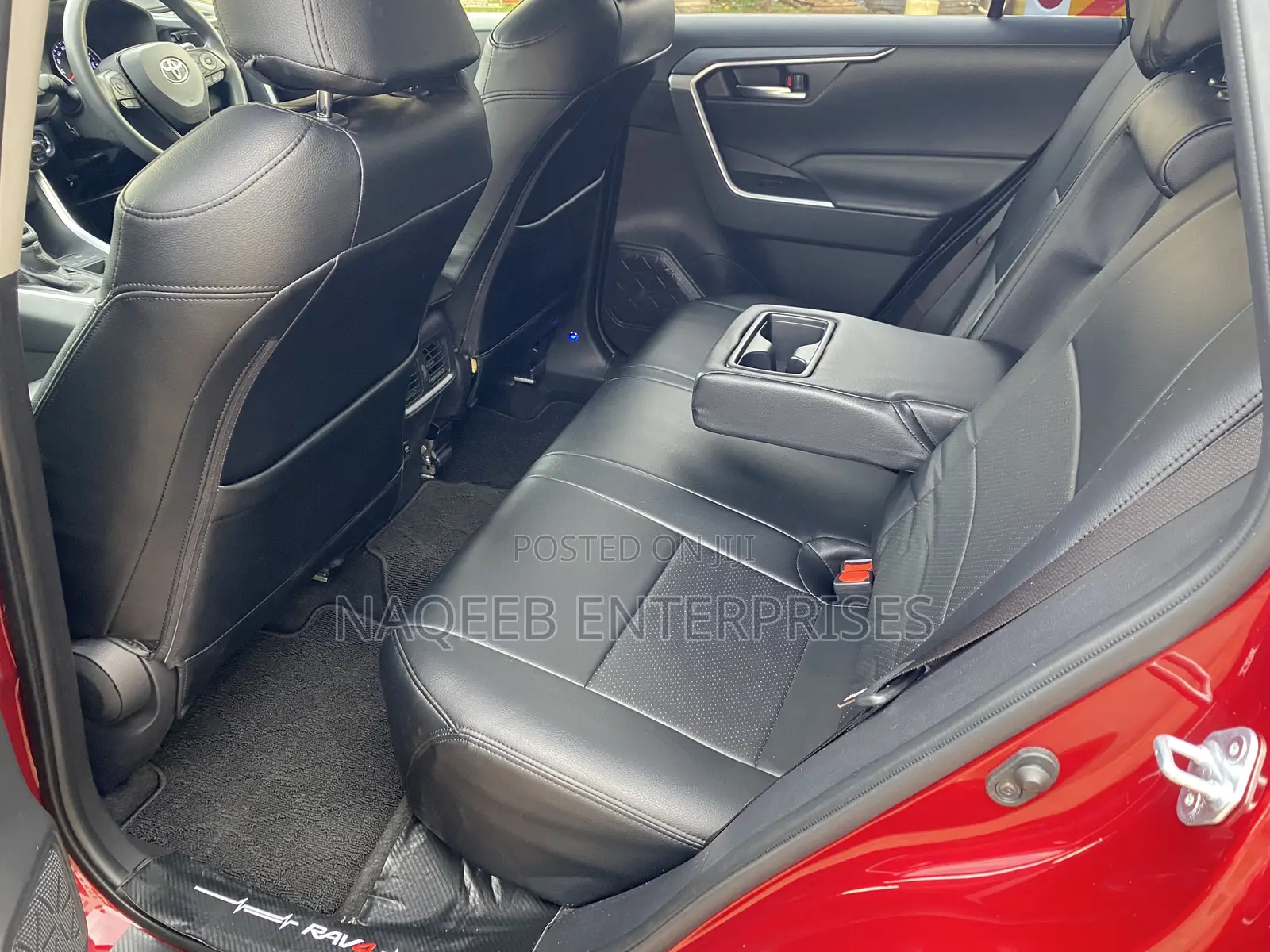 Toyota RAV4 Limited FWD 2019 Maroon