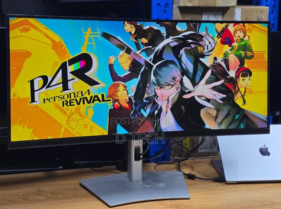Dell 
 P3421w
 3440 X 1440 ,60hz
Usb-C: 65w Power Delivery