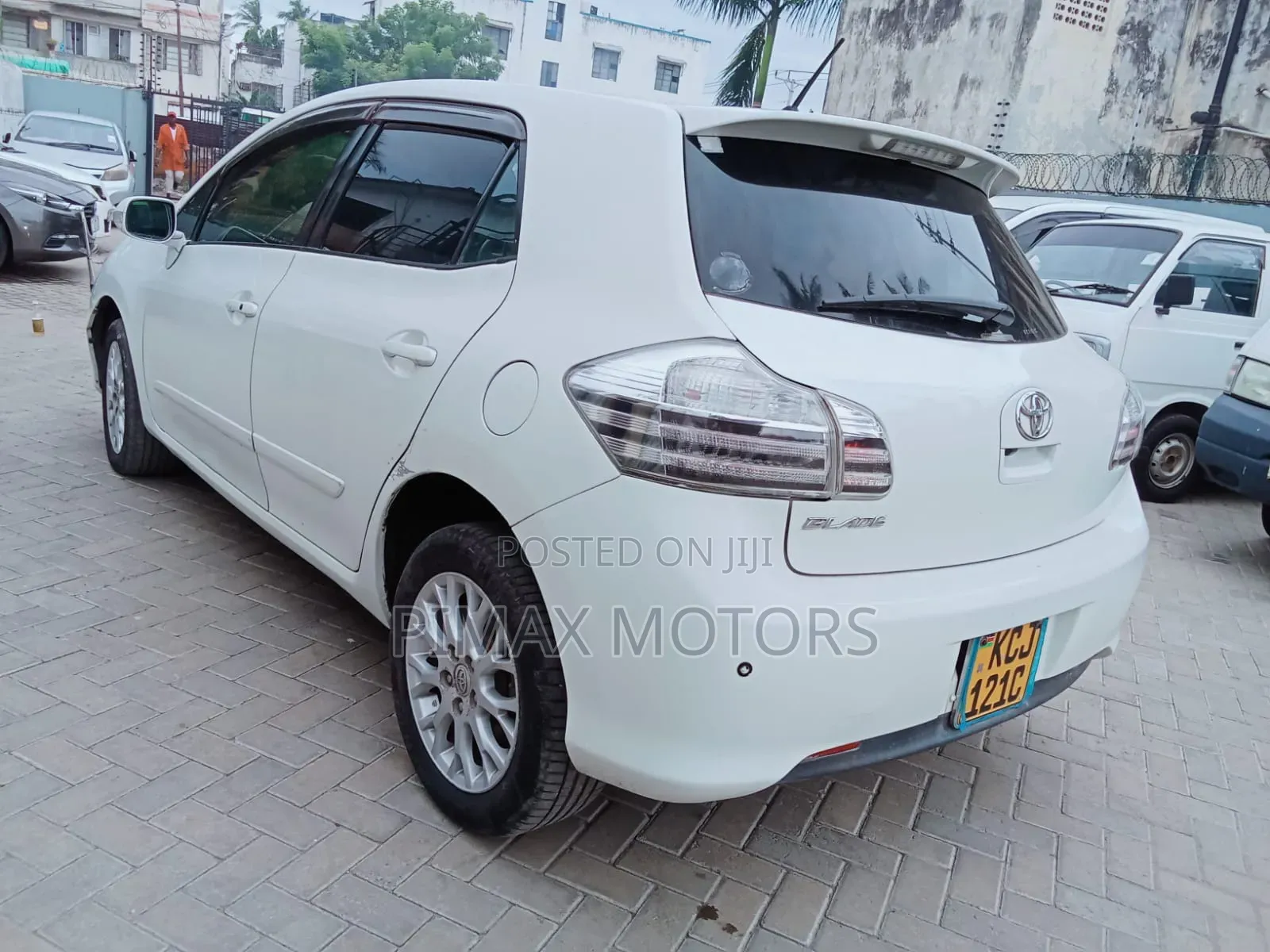 Toyota Blade 2011 White