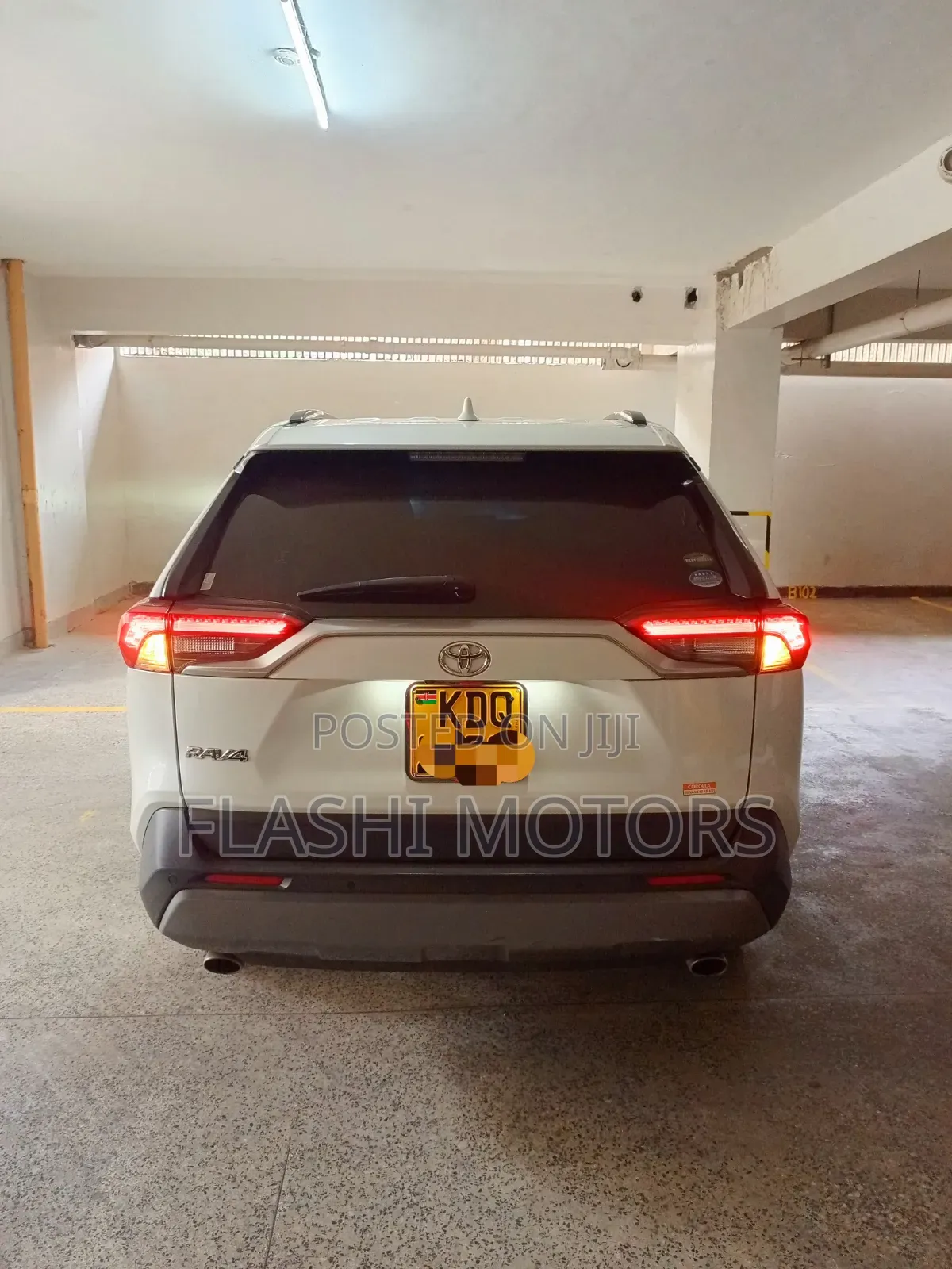 Toyota RAV4 2019 White