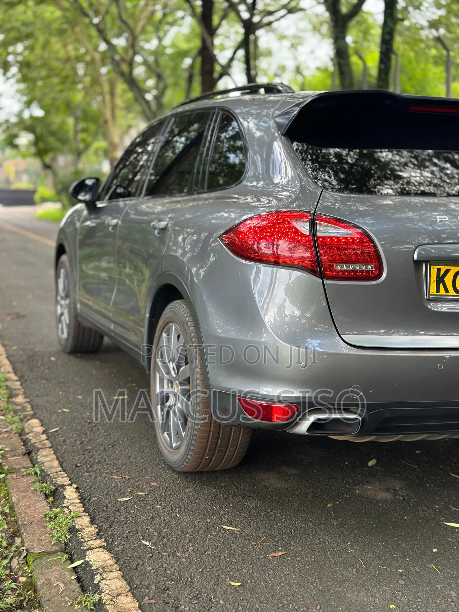 Porsche Cayenne S Hybrid 2013 Gray