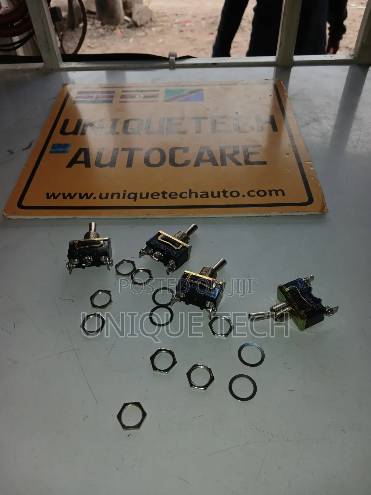 Universal Car Switch 3 Toggle 2 Toggle Control Switch
