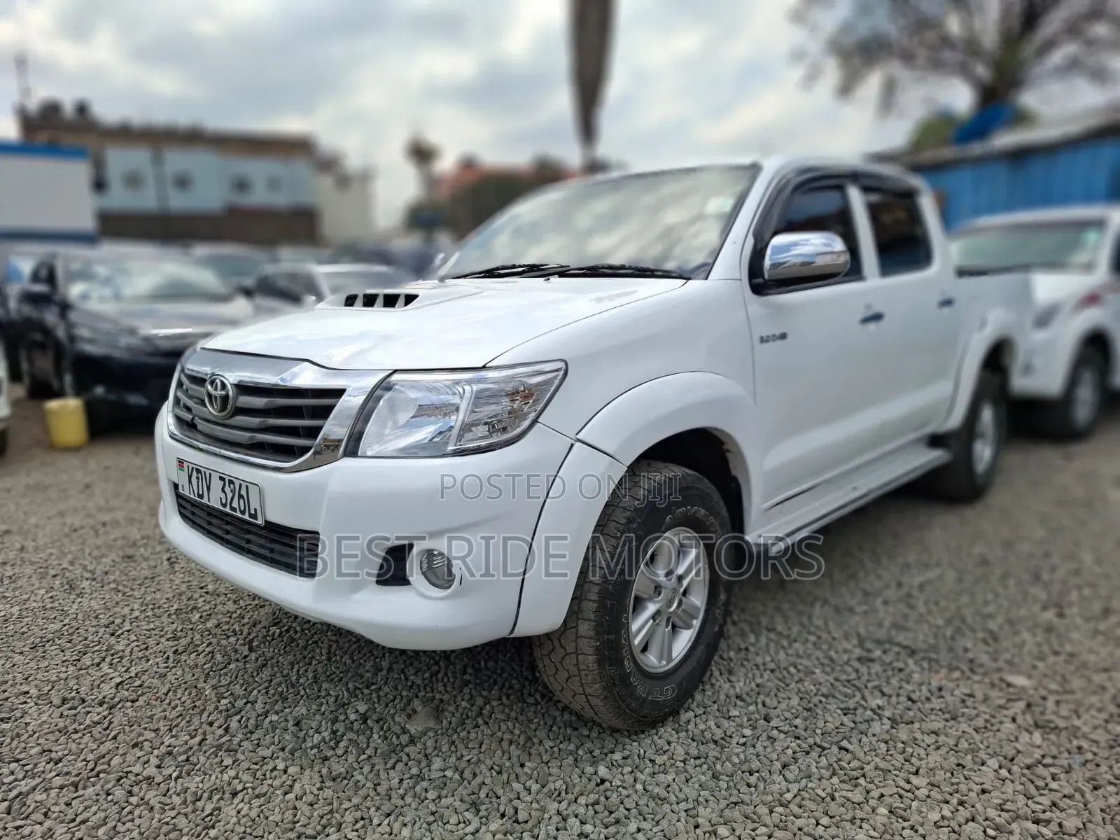 Toyota Hilux 3.0 D-4D 4x4 2015 White
