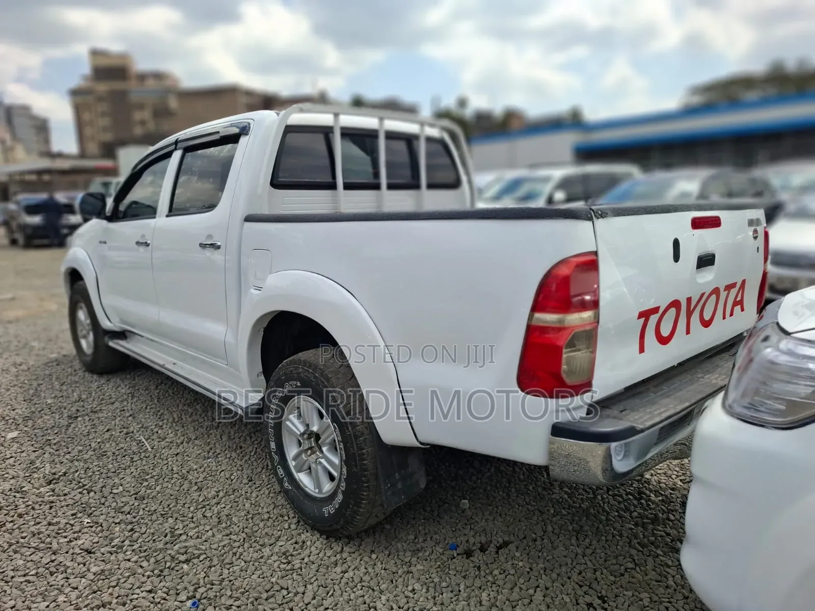 Toyota Hilux 3.0 D-4D 4x4 2015 White