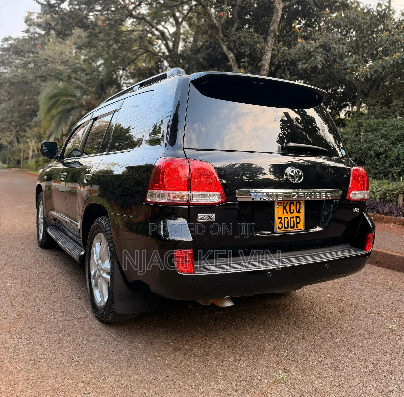 Toyota Land Cruiser 4.6 V8 ZX 2011 Black