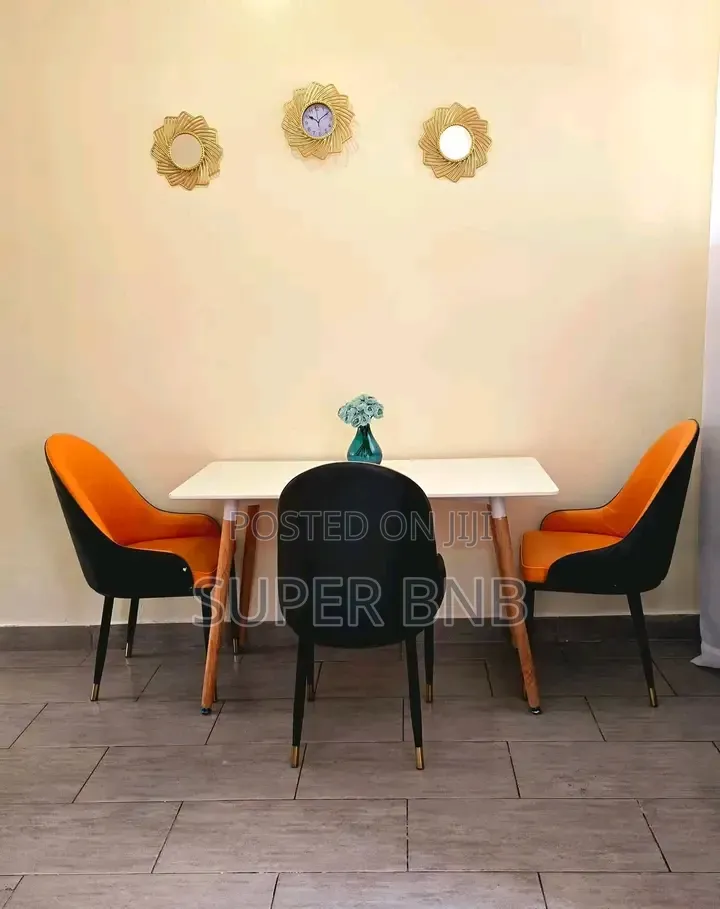 2 Bedroom All Ensuite Airbnb in Milimani, Kisumu
Looking for Comfort