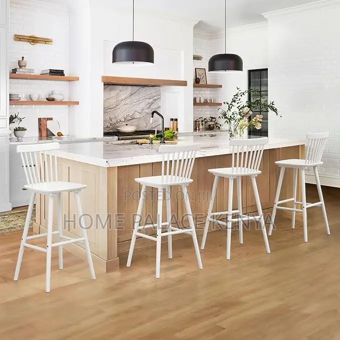 Kitchen Stool: Spindle Back High Bar Stool