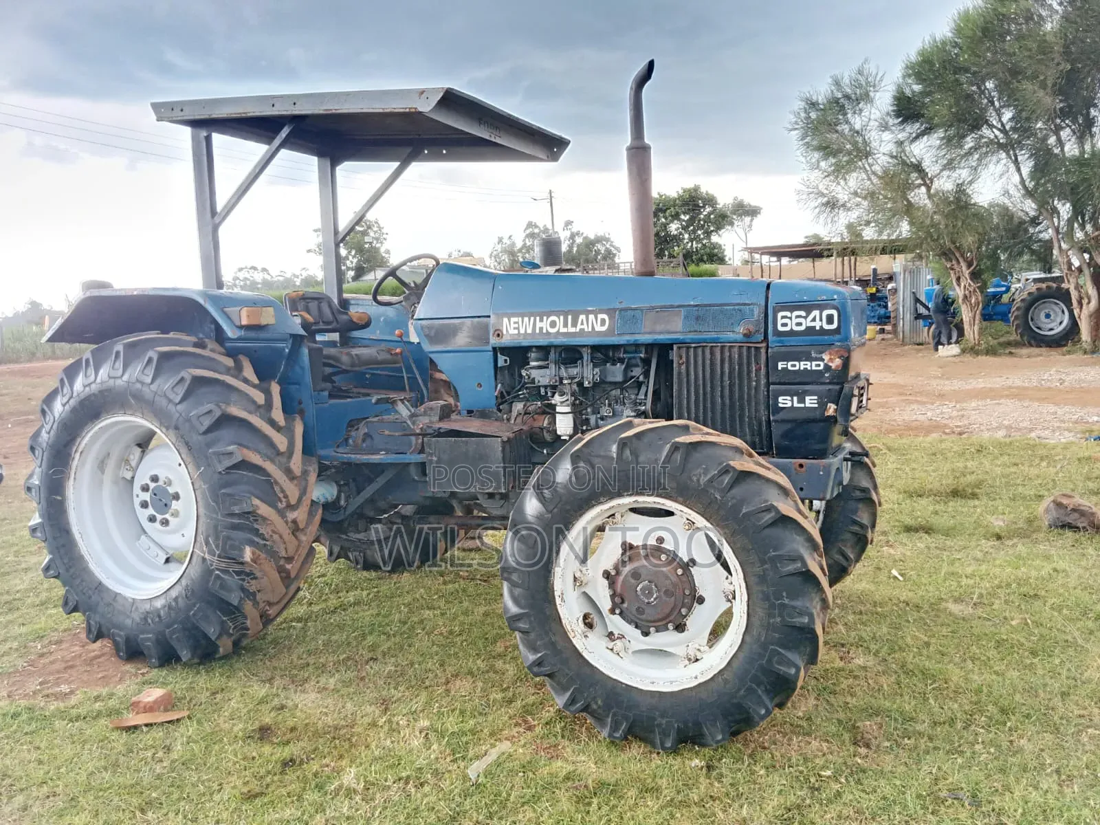 Tractor Newholland 6640 Four Wheel