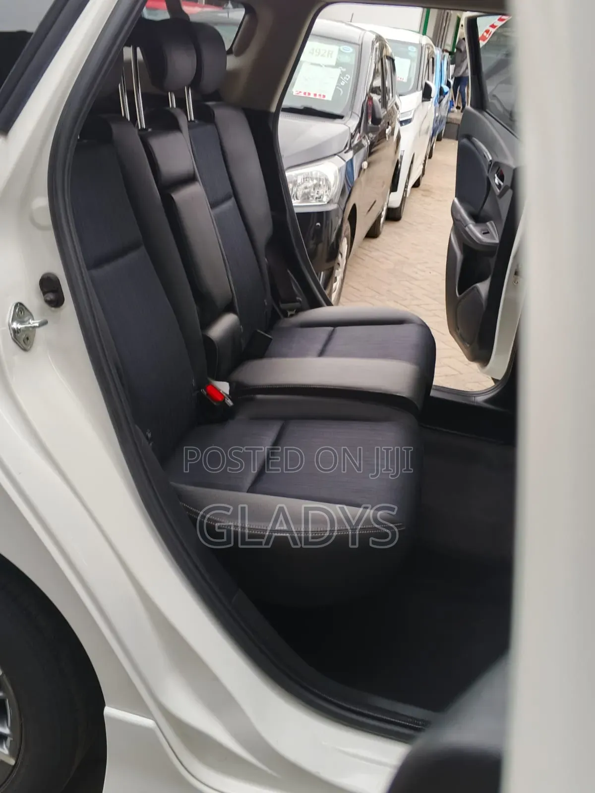Honda Shuttle 2019 White