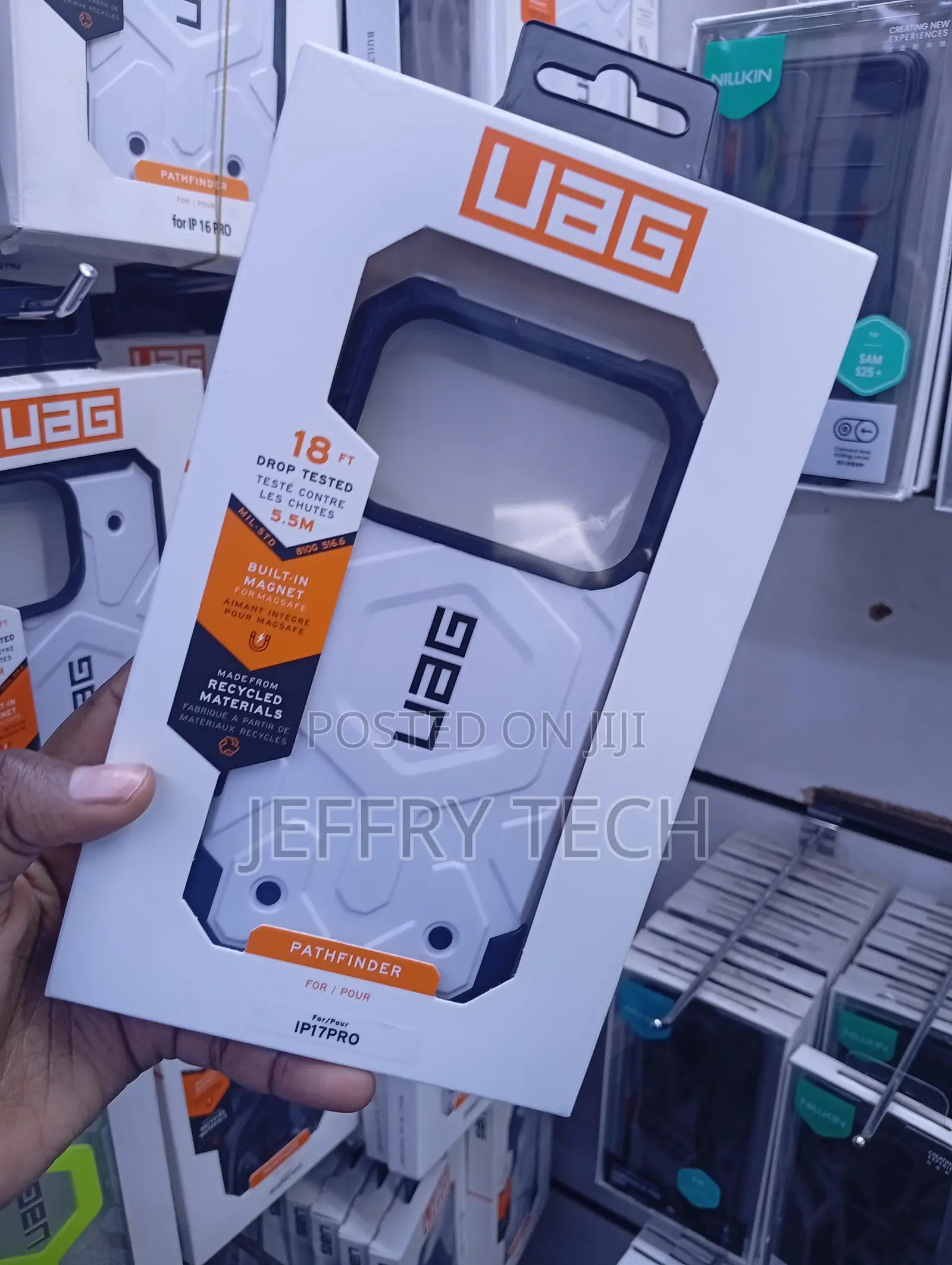 iPhone 17 Pro White Protective Outer Shell Accented Case