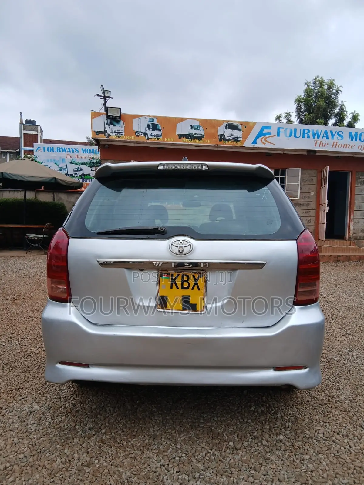 Toyota Wish 2011 Silver