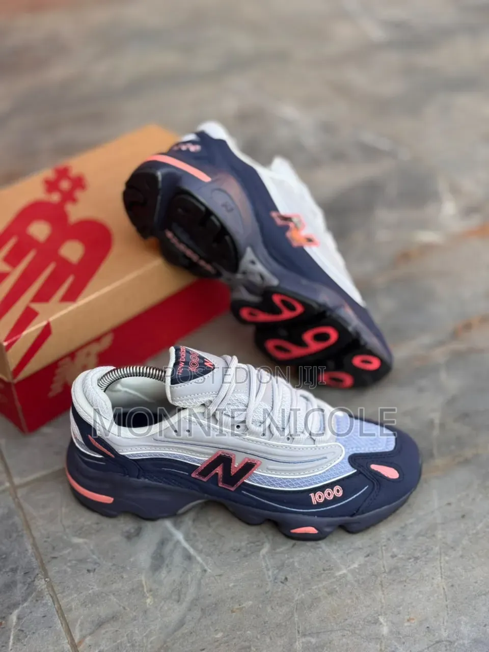 High Quality New Balance(1000) Sneakers