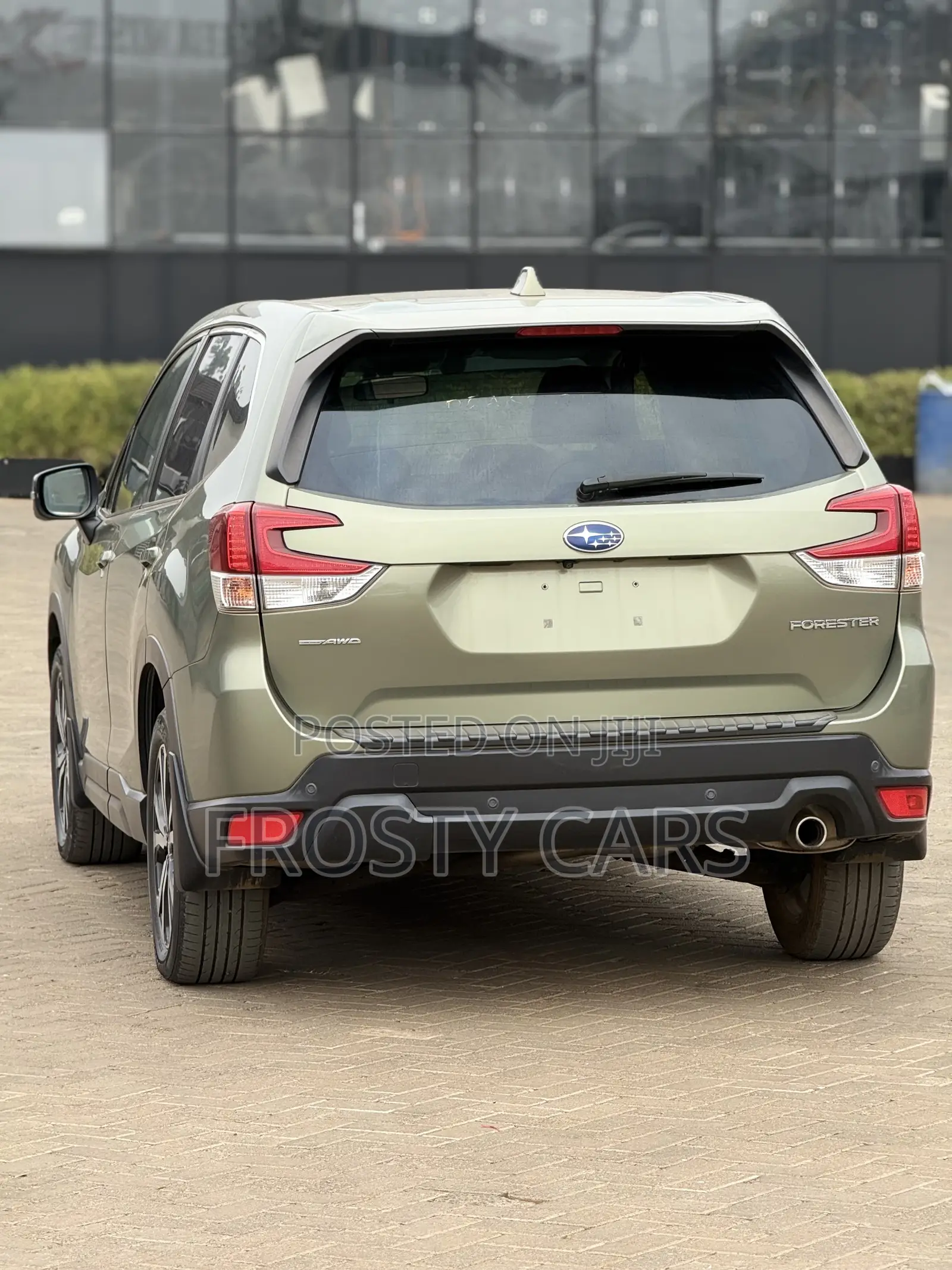 Subaru Forester Premium AWD 2019 Green