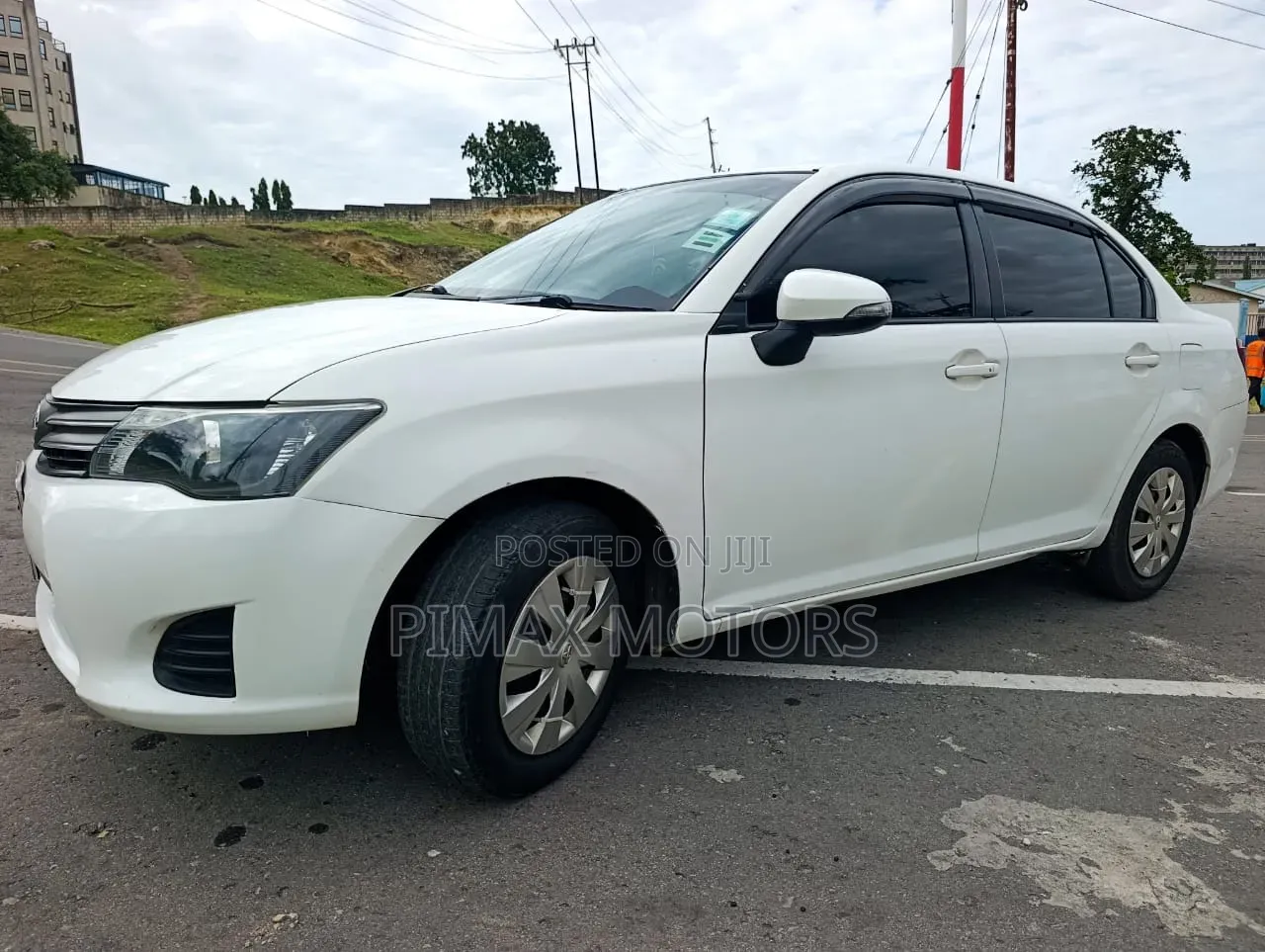 Toyota Axio 2012 Silver