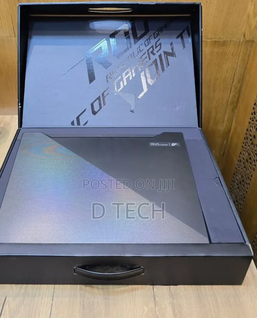 Laptop Asus ROG Zephyrus M15 GU502LU 16GB Intel Core i7 SSD 512GB