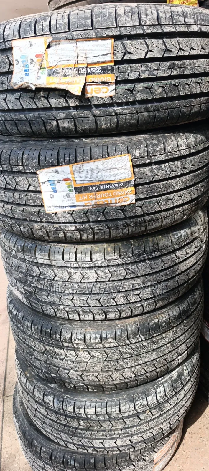 235/45r19 Centara Tires