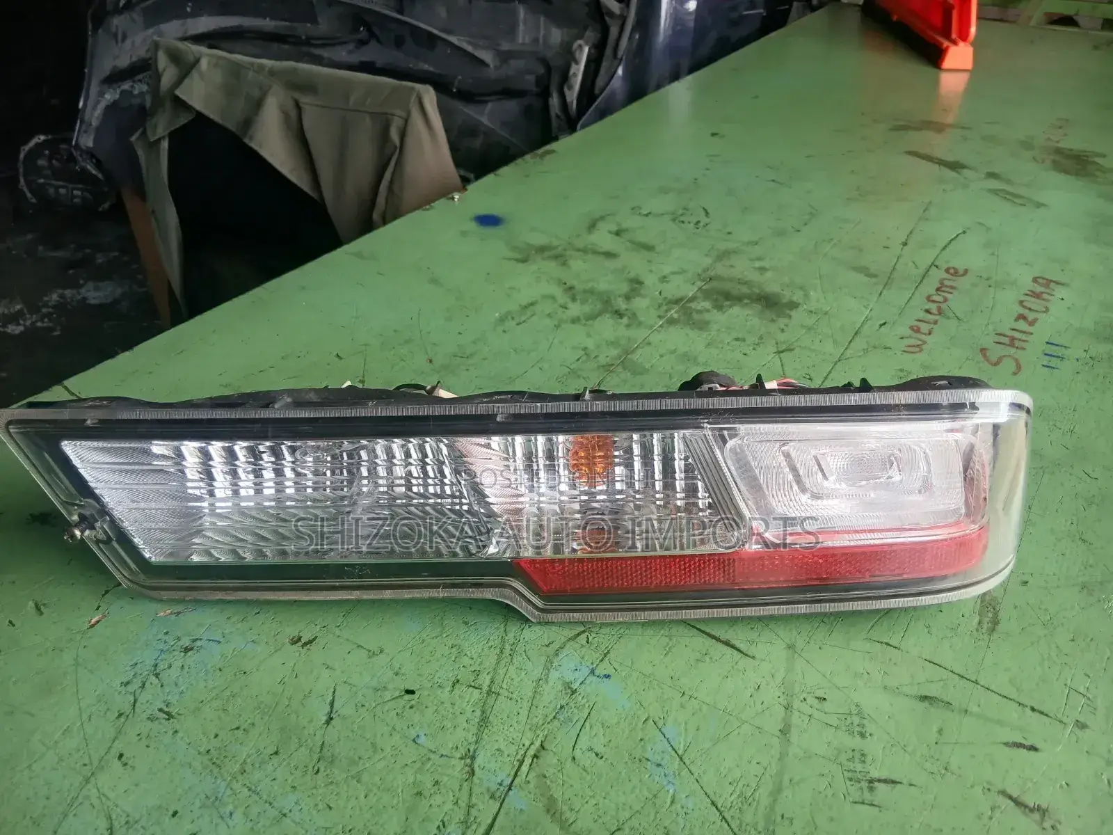 Diahatsu Hijet Tail Light