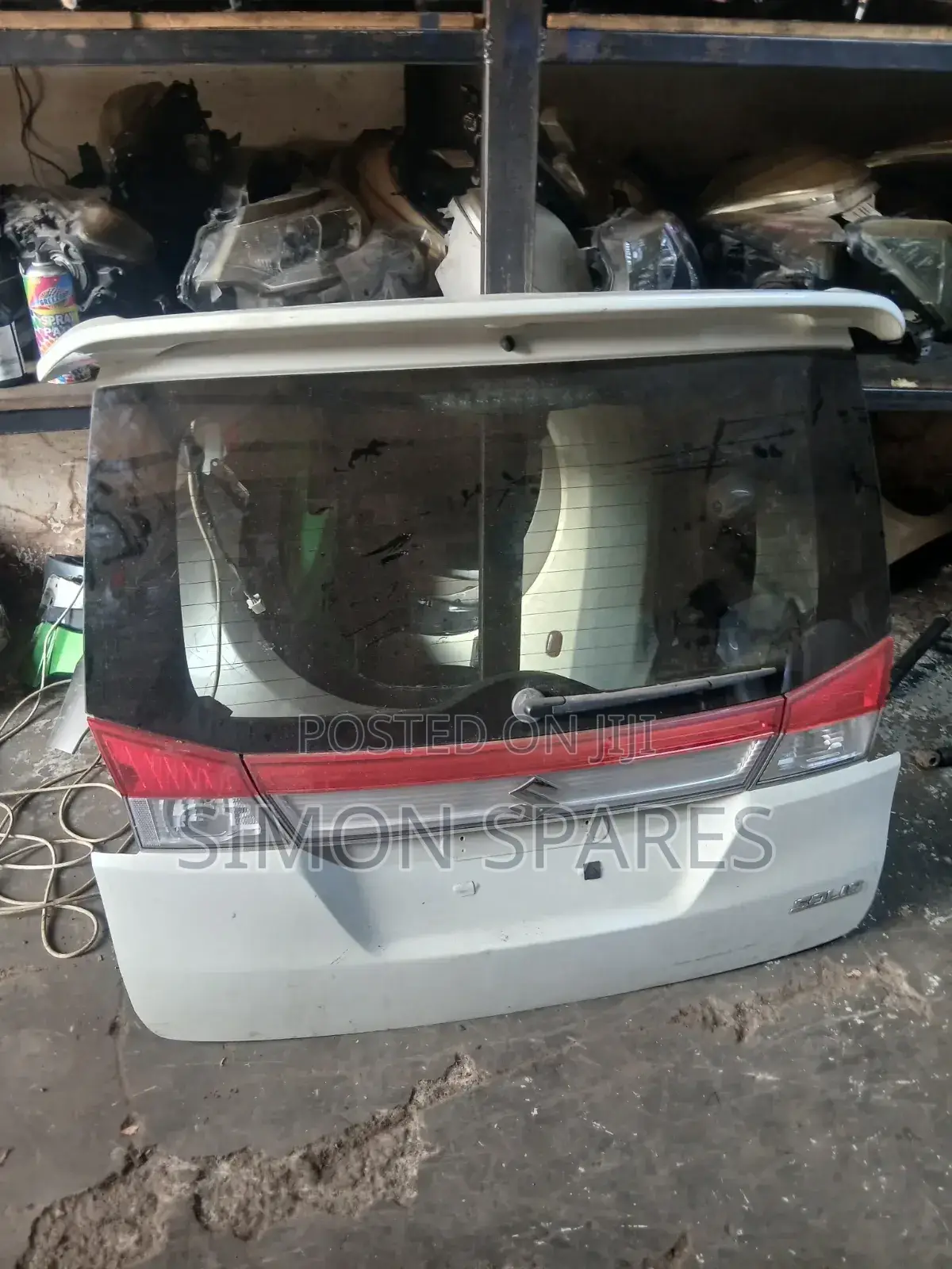 Suzuki Solio Boot