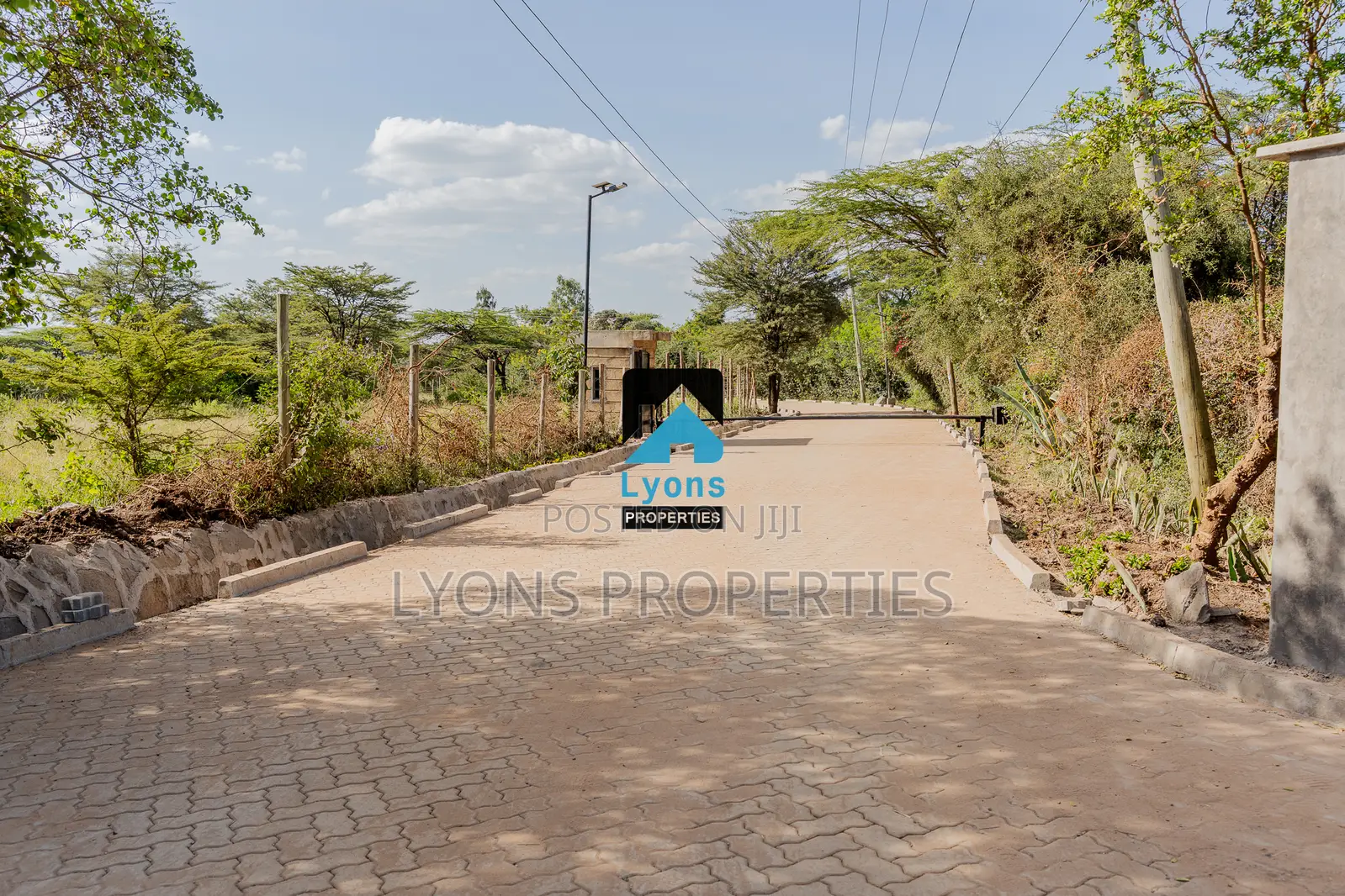 3/4 Acre Of Land For Sale In Maasailodge Including A 6 Bdrm