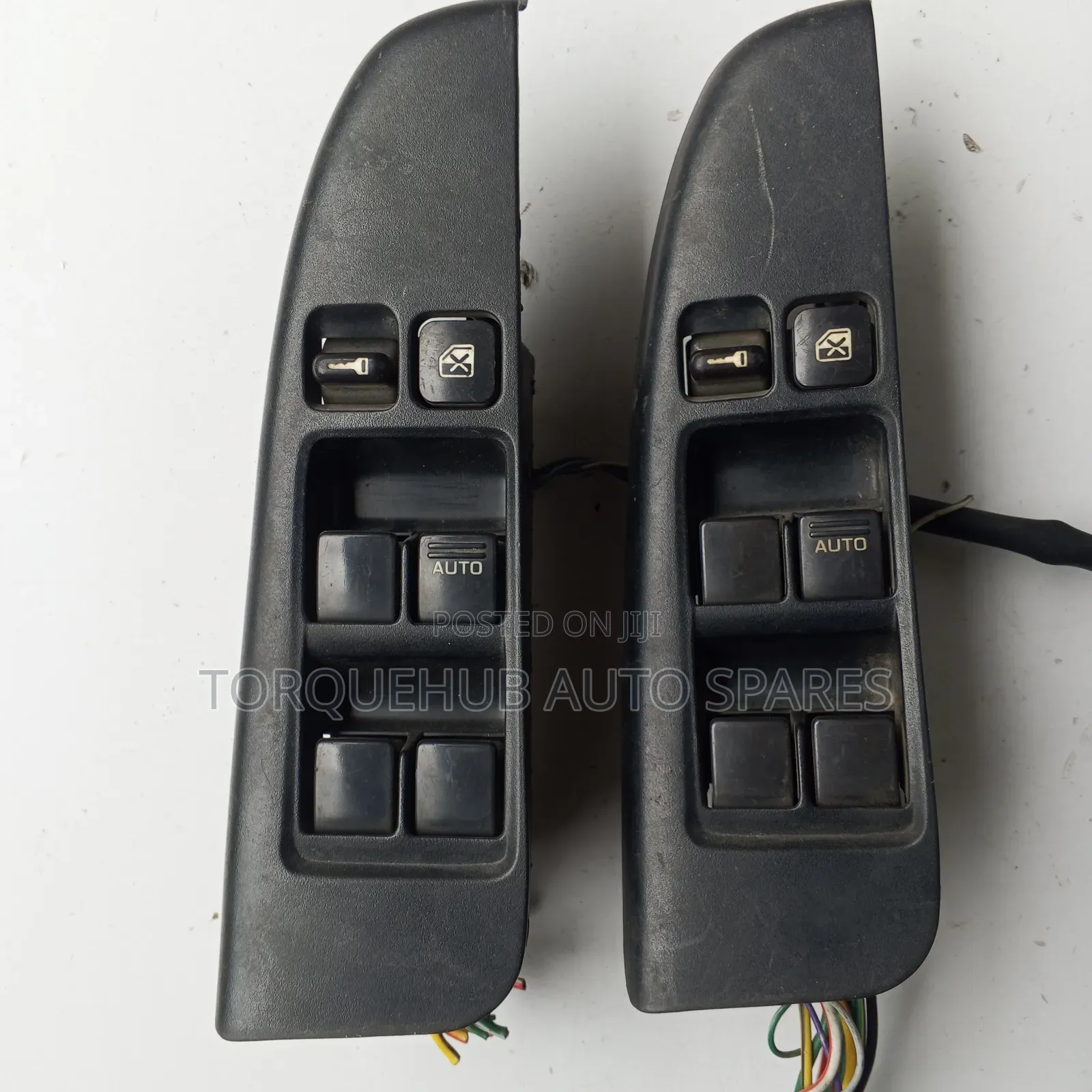 Nissan B14 Window Switch