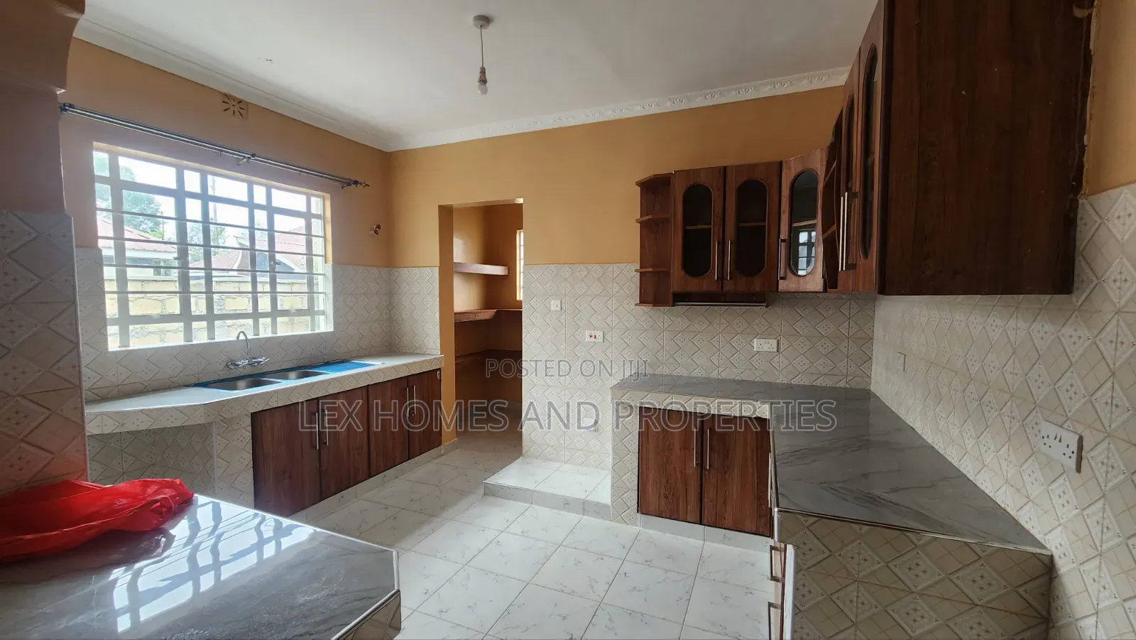 4bdrm Bungalow in Nkoroi for rent