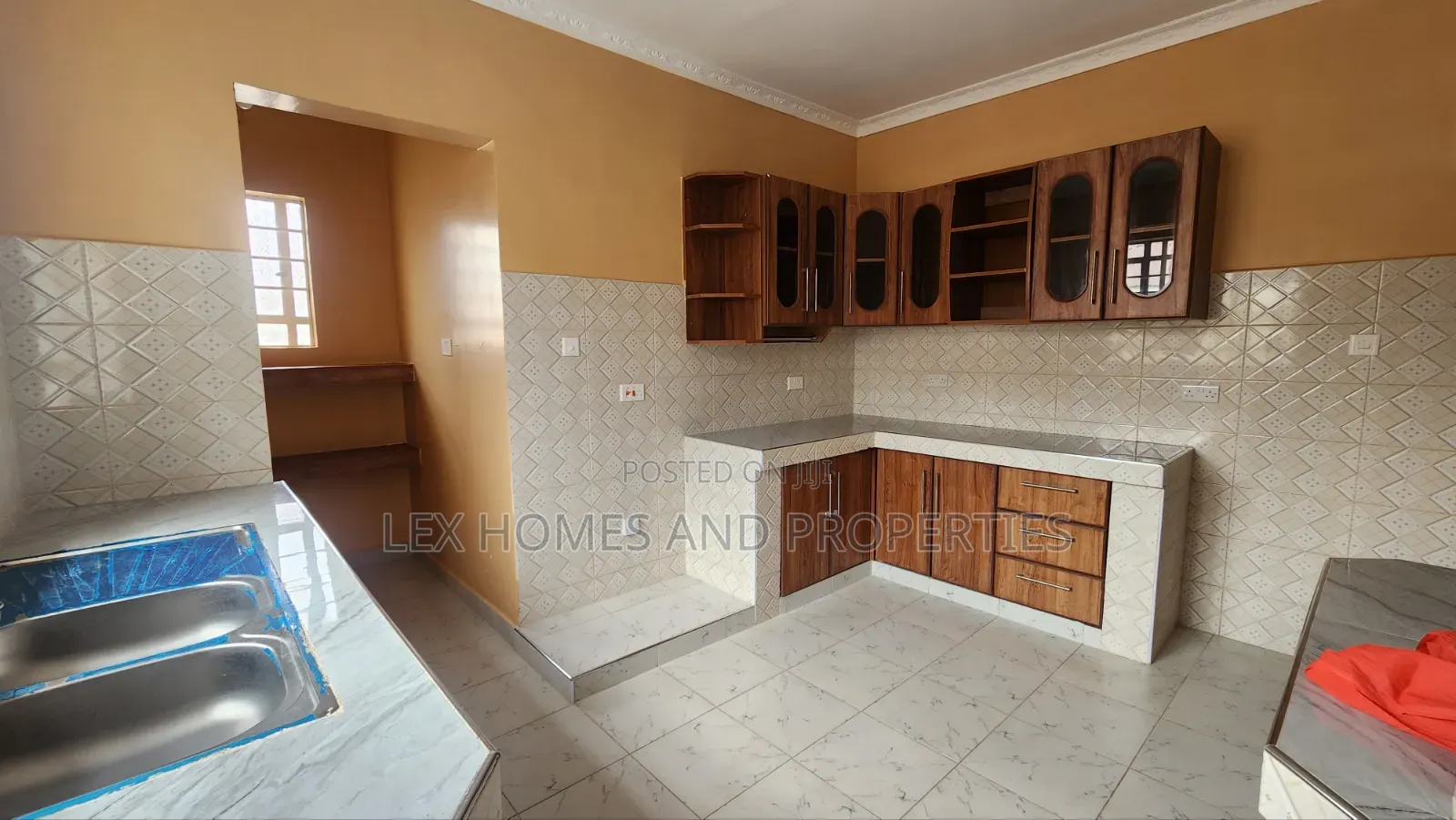 4bdrm Bungalow in Nkoroi for rent