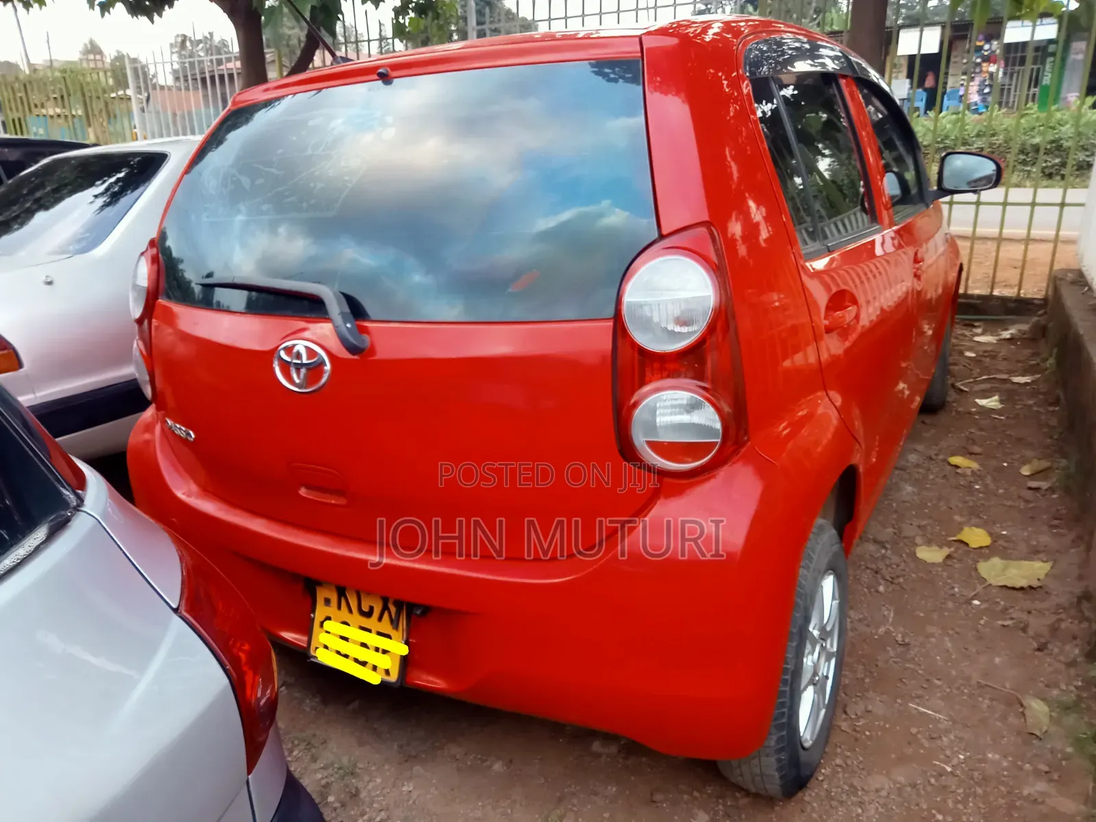 Toyota Passo 2012 Red