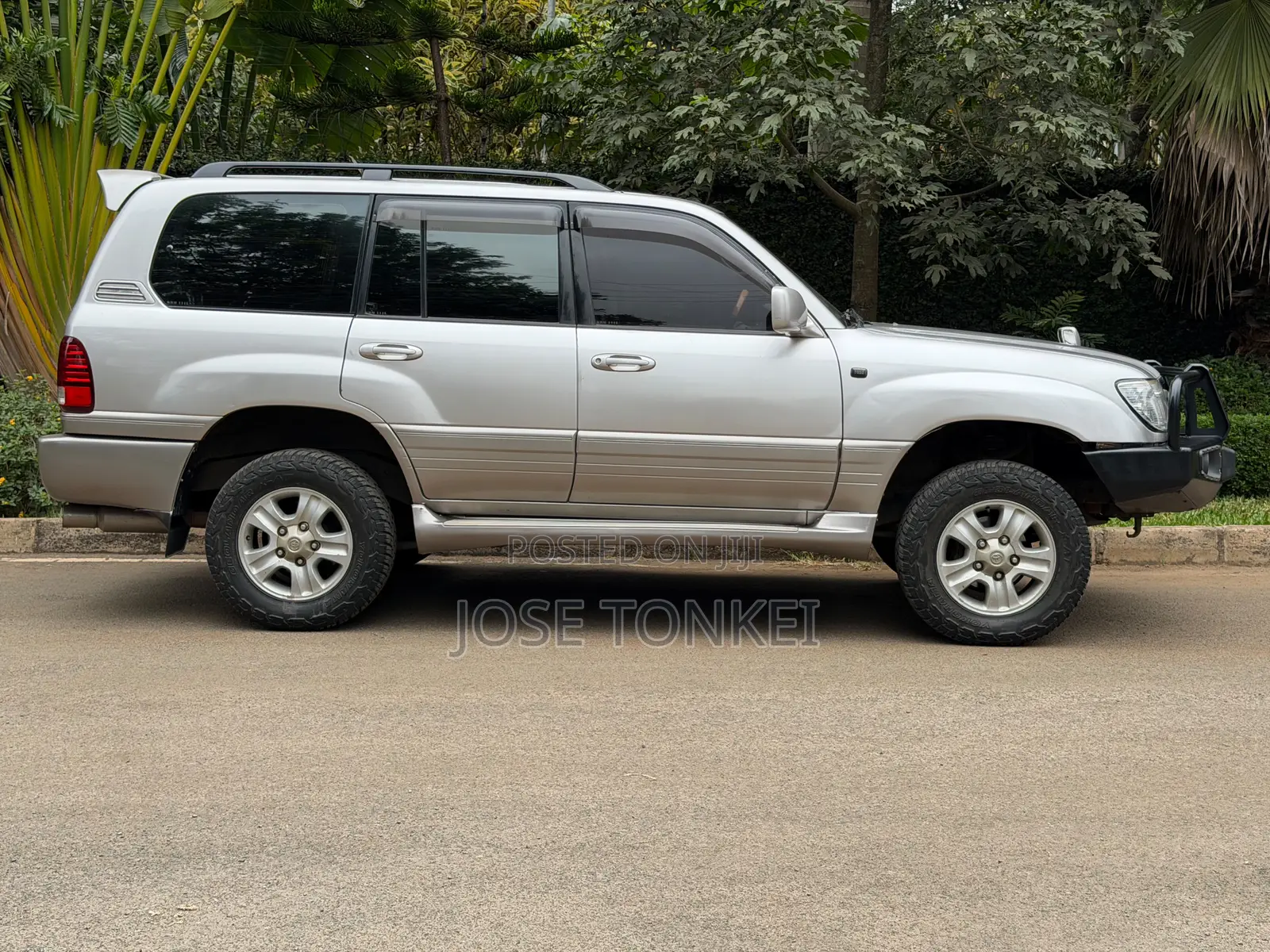 Toyota Land Cruiser HDJ 100 2003 Silver