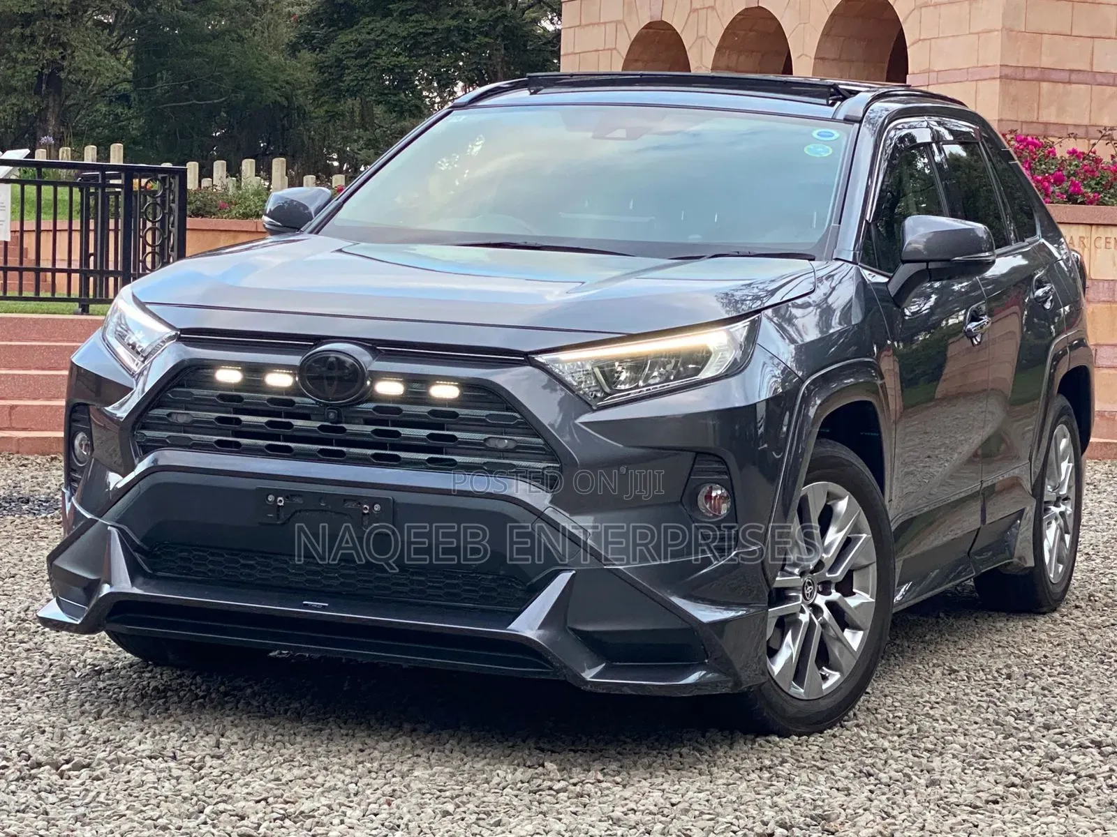 Toyota RAV4 2020 Gray