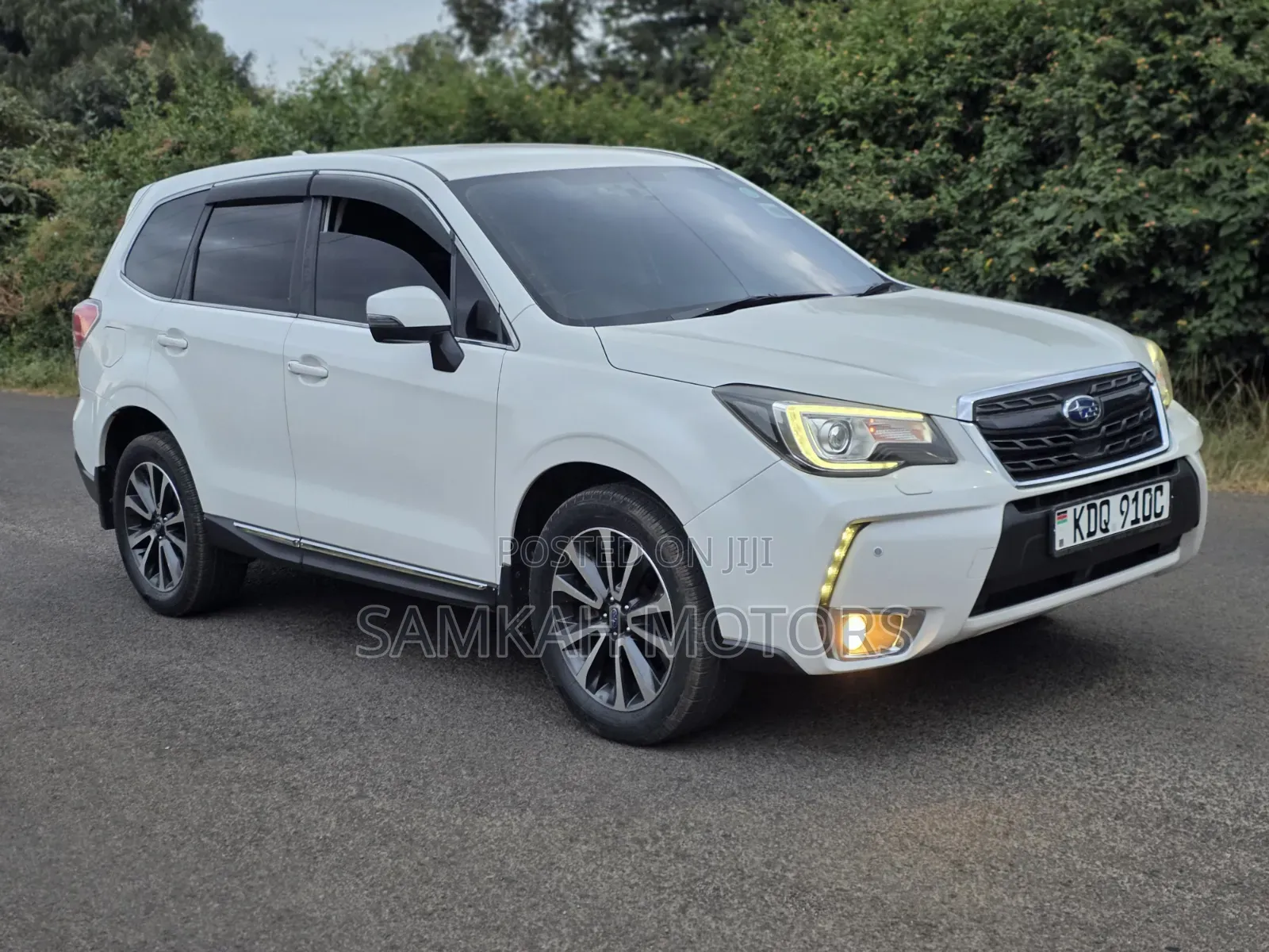 Subaru Forester 2018 White