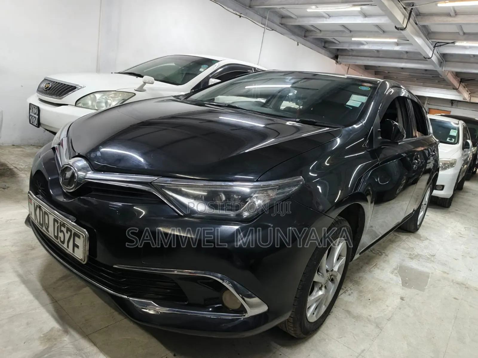 Toyota Auris 2017 Black