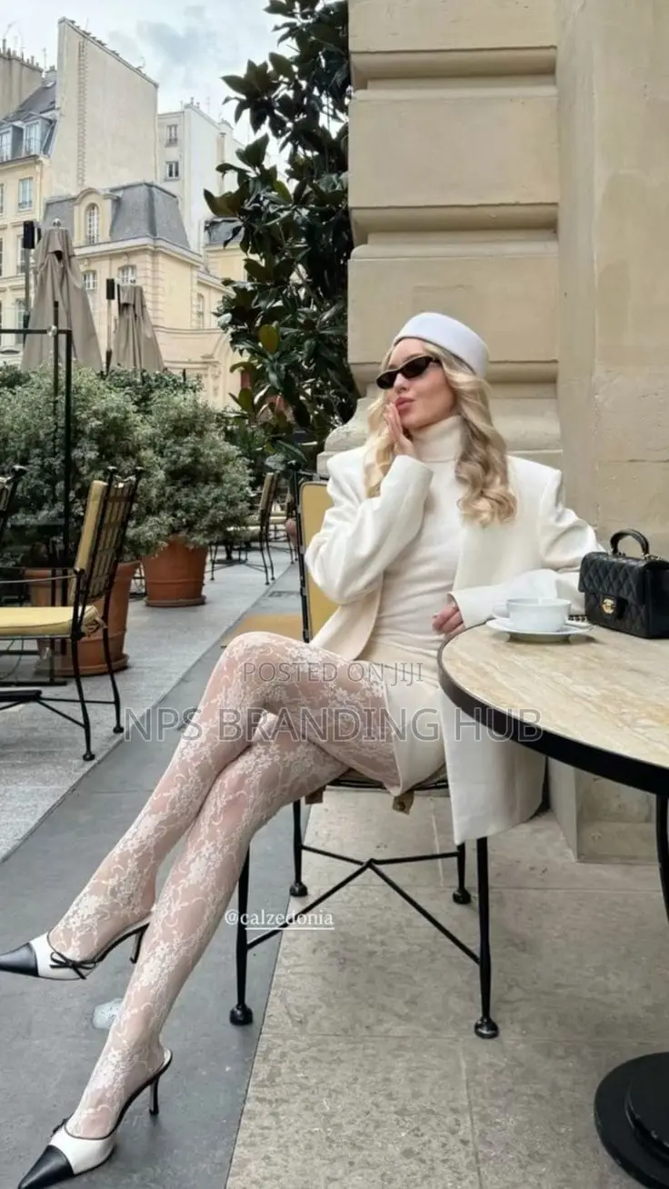 Fishnet Vintage Tights (Kdm