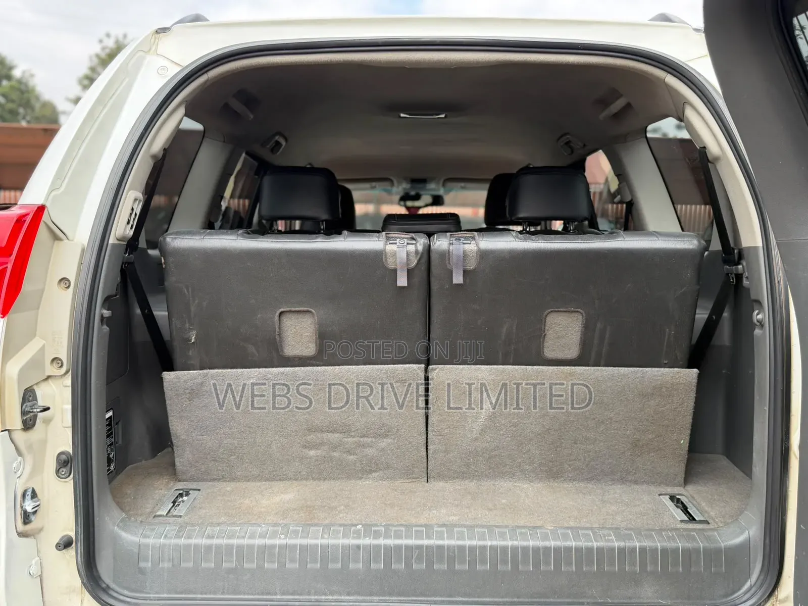 Toyota Land Cruiser Prado 2010 White